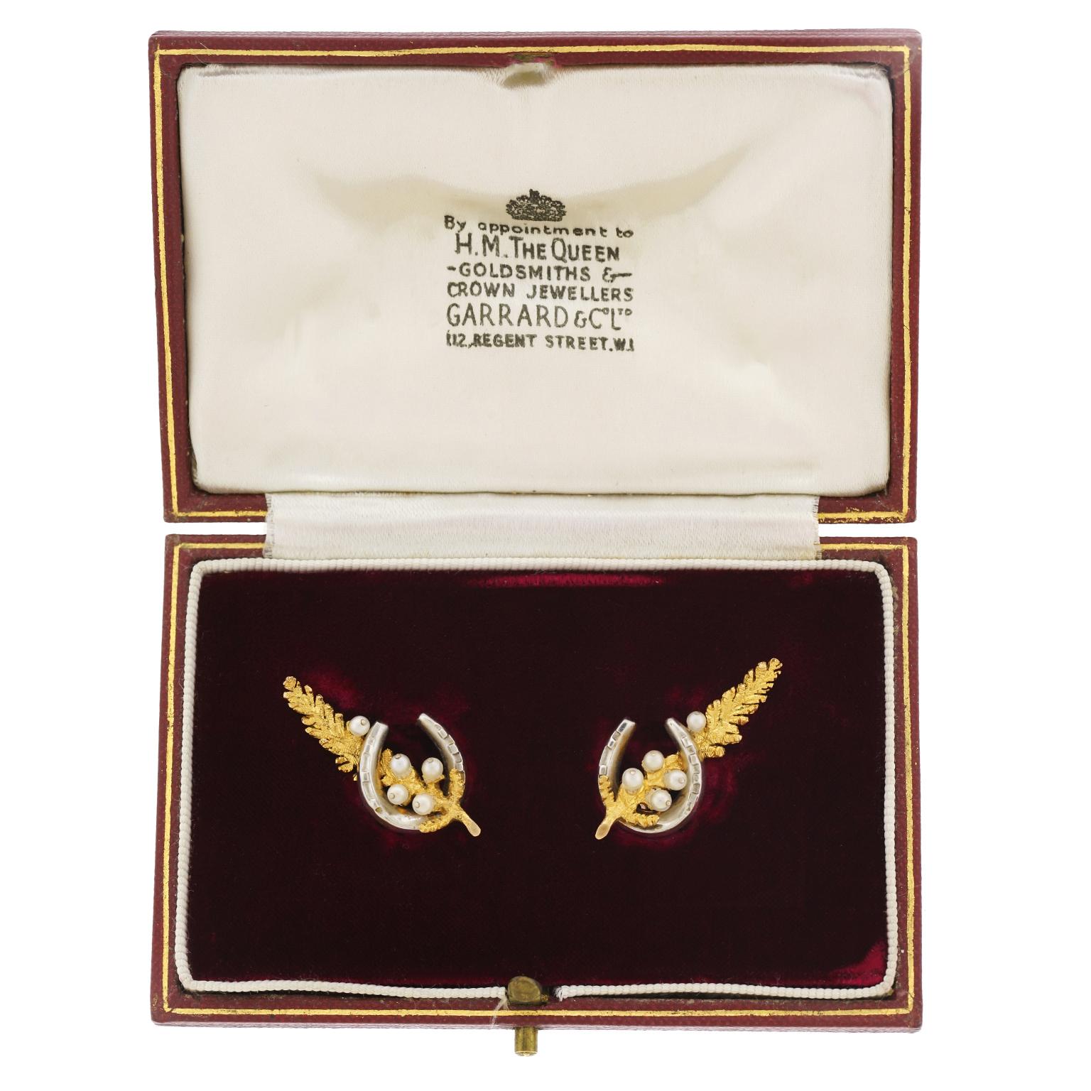 Garrard Horse Shoe Earrings In Excellent Condition In Litchfield, CT