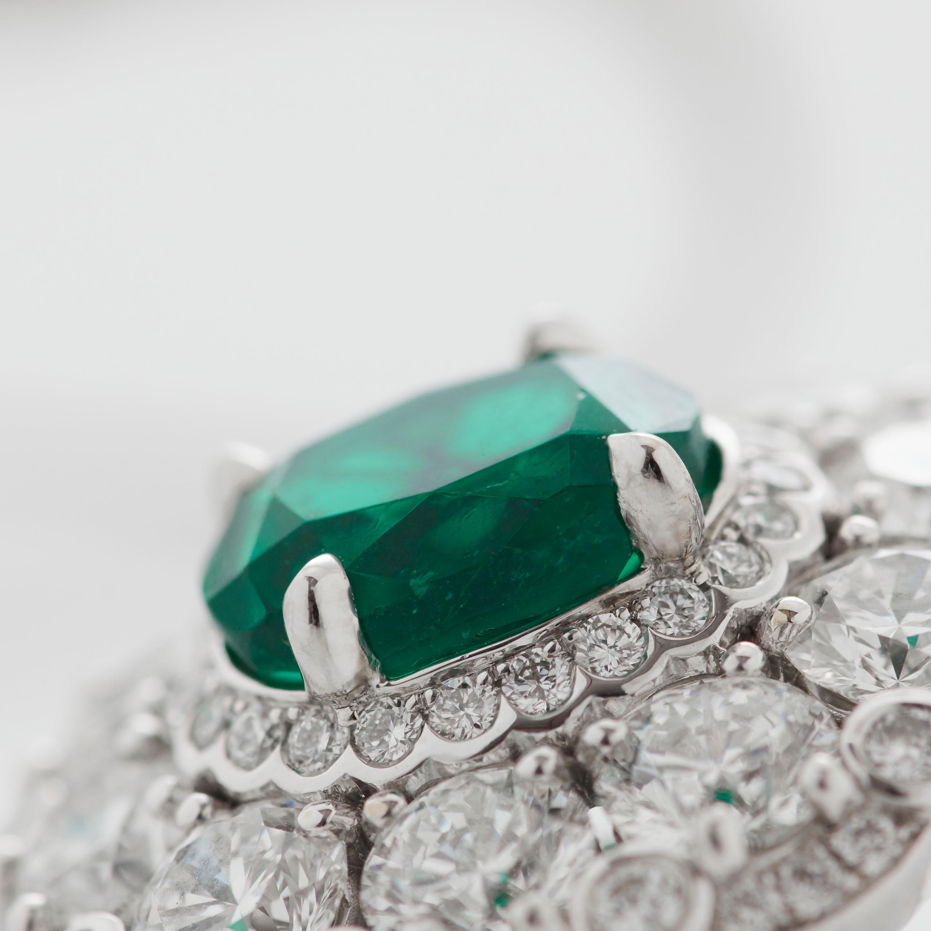 Garrard 'Jewelled Vault' 18 Karat White Gold Emerald and White Diamond Earrings For Sale 5