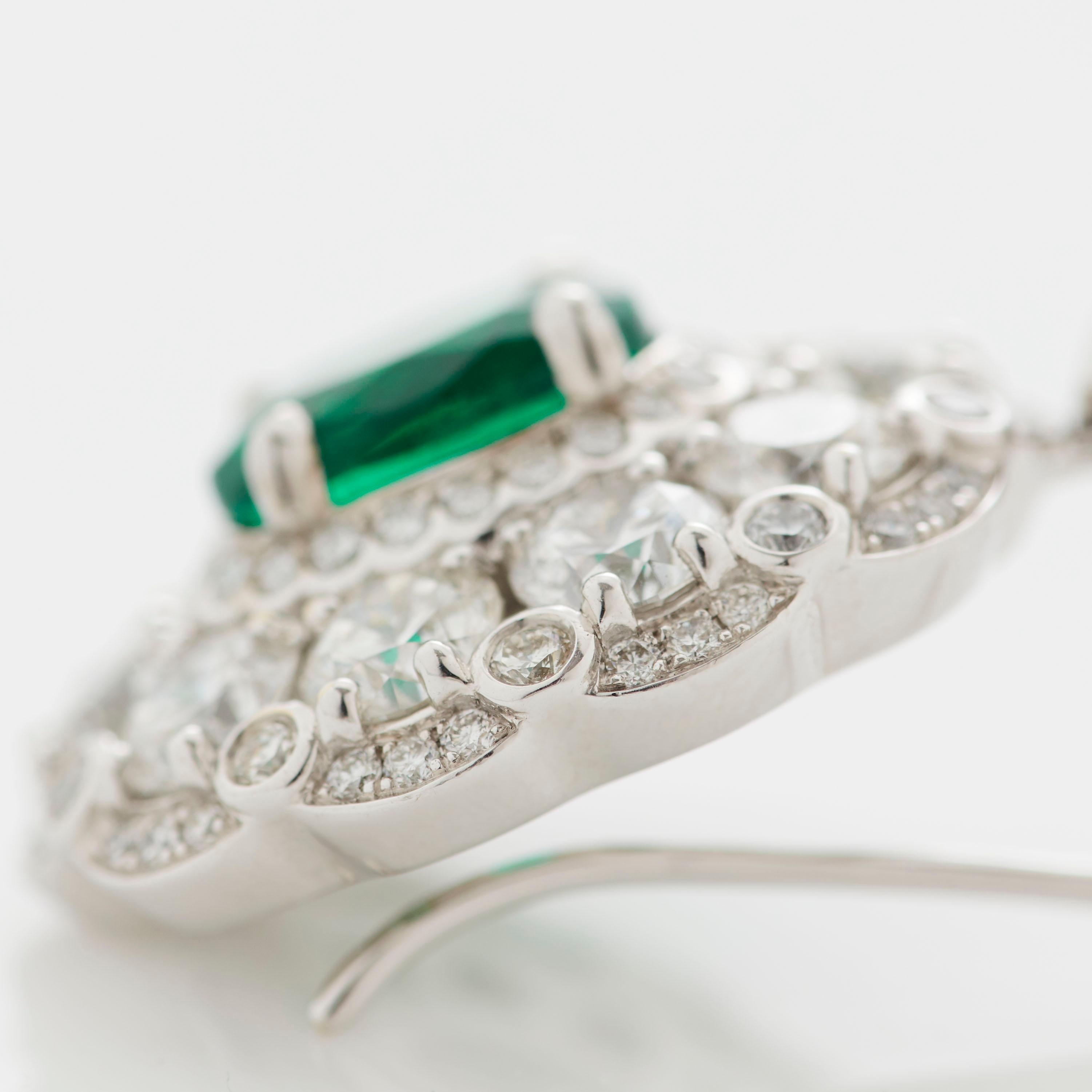 Women's or Men's Garrard 'Jewelled Vault' 18 Karat White Gold Emerald and White Diamond Earrings For Sale