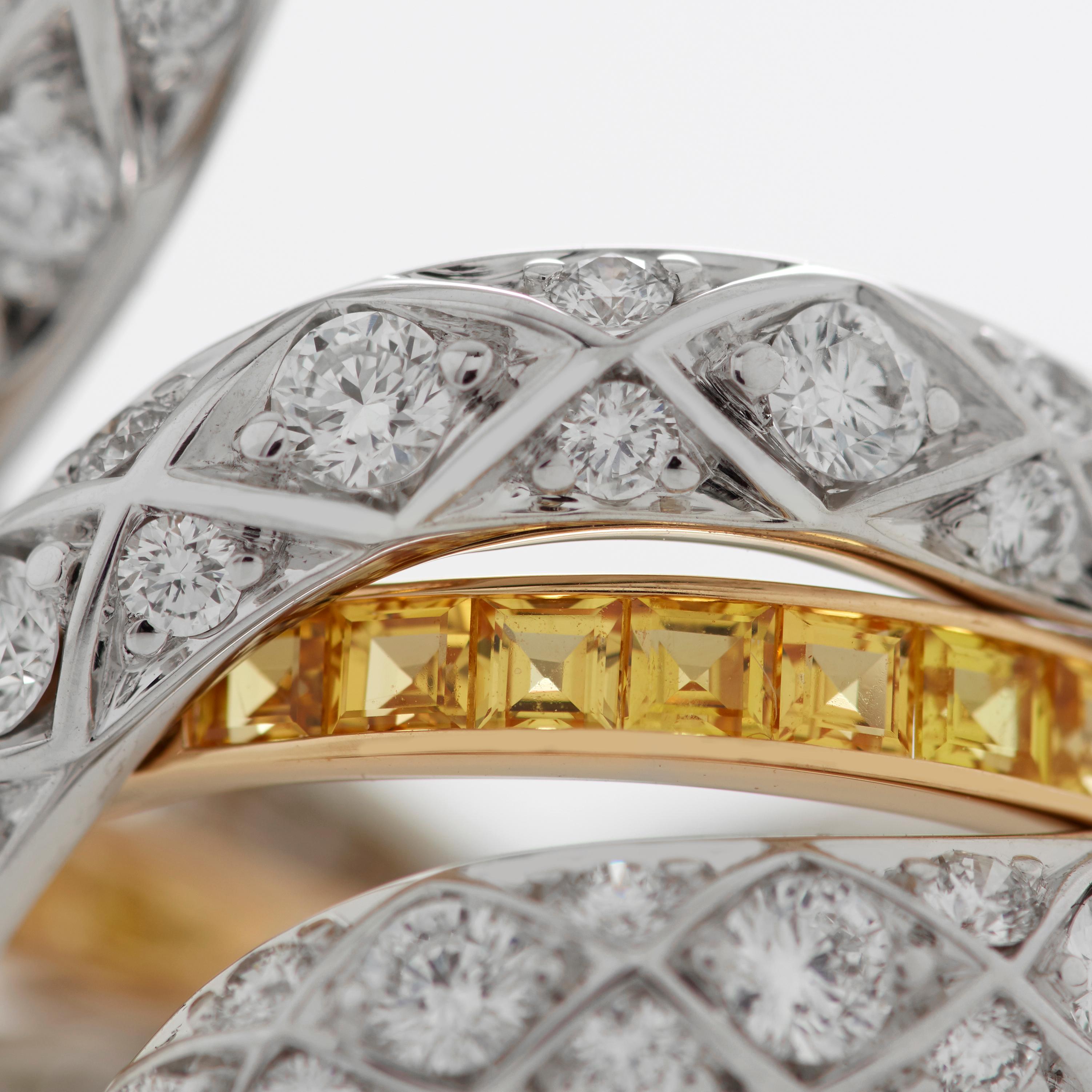 Women's or Men's Garrard 'Muse' 18 Karat Gold White Diamond and Sapphire Signature Serpent Ring