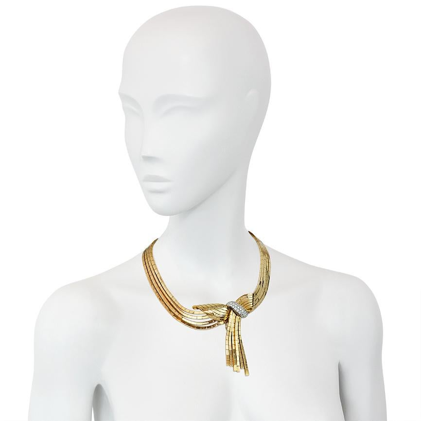 Garrard 1940s Gold and Diamond Necklace with Detachable Stylized Ribbon Brooch In Excellent Condition In New York, NY
