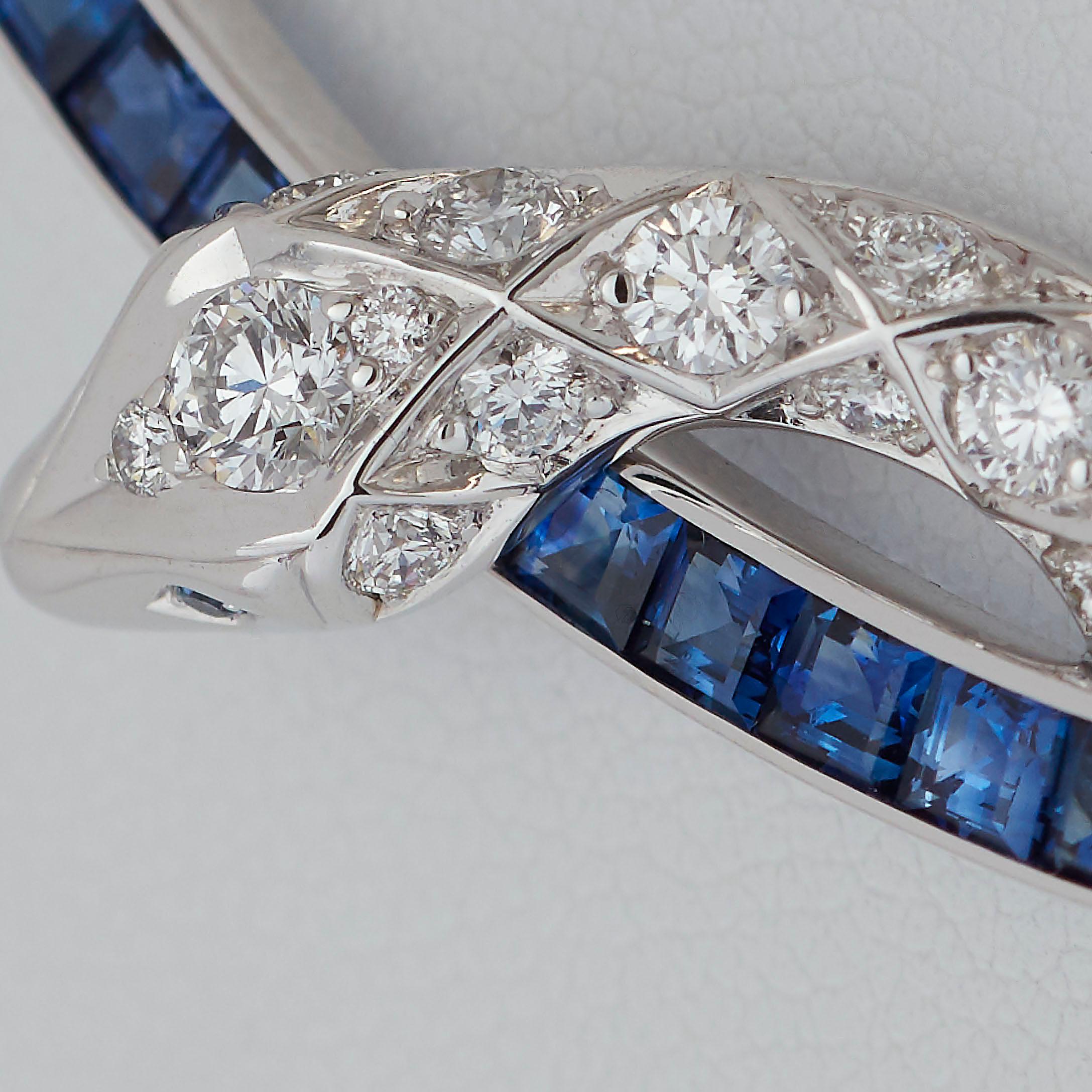 Garrard Signature Serpent 'Muse' 18 Karat Blue Sapphire & Diamond Necklace In New Condition For Sale In London, London