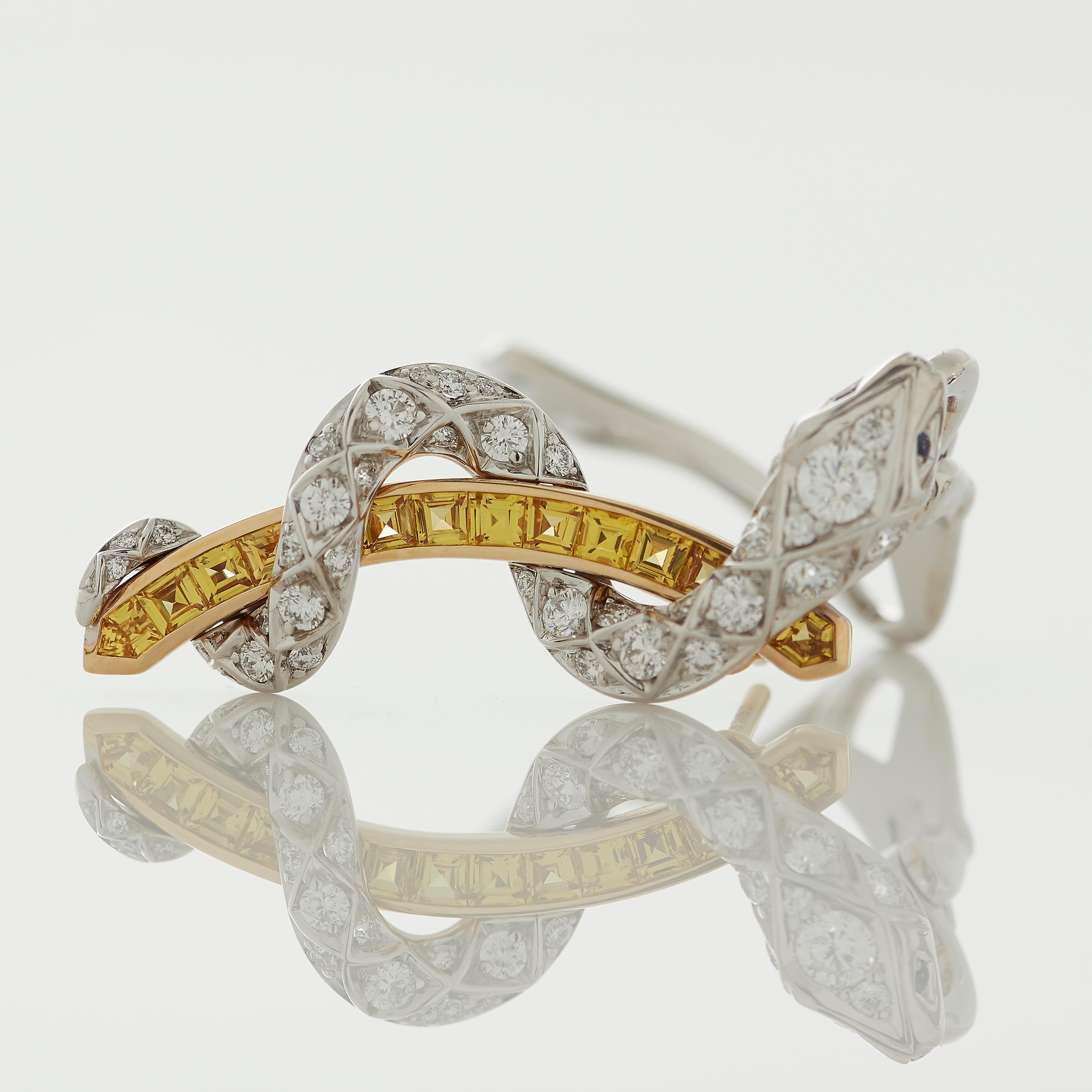 Garrard 'Signature Serpent' White Diamond and Yellow Sapphire Ear Climbers In New Condition For Sale In London, London