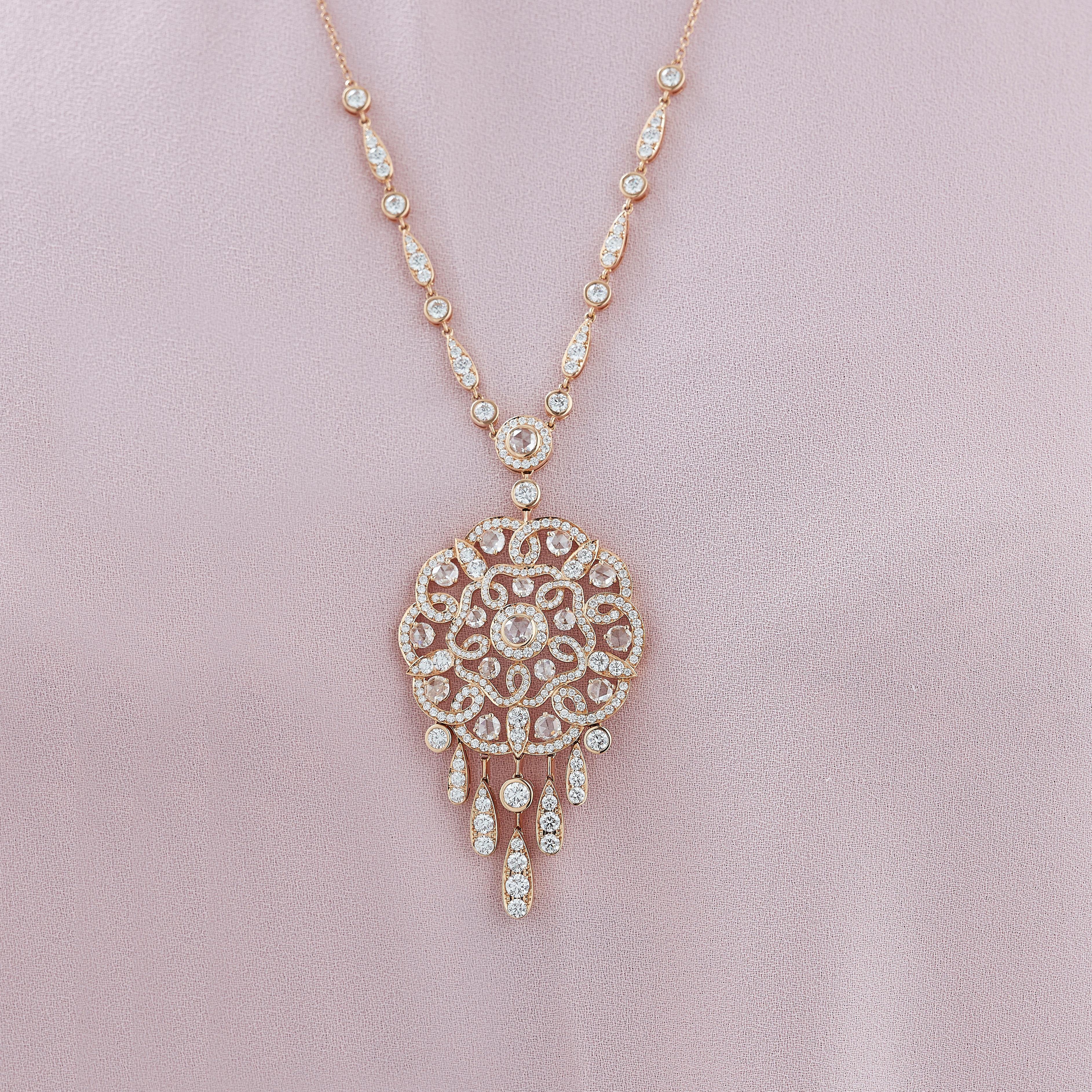 Garrard 'Tudor Rose' 18 Karat Rose Gold and Rose Cut Diamond Necklace In New Condition For Sale In London, London