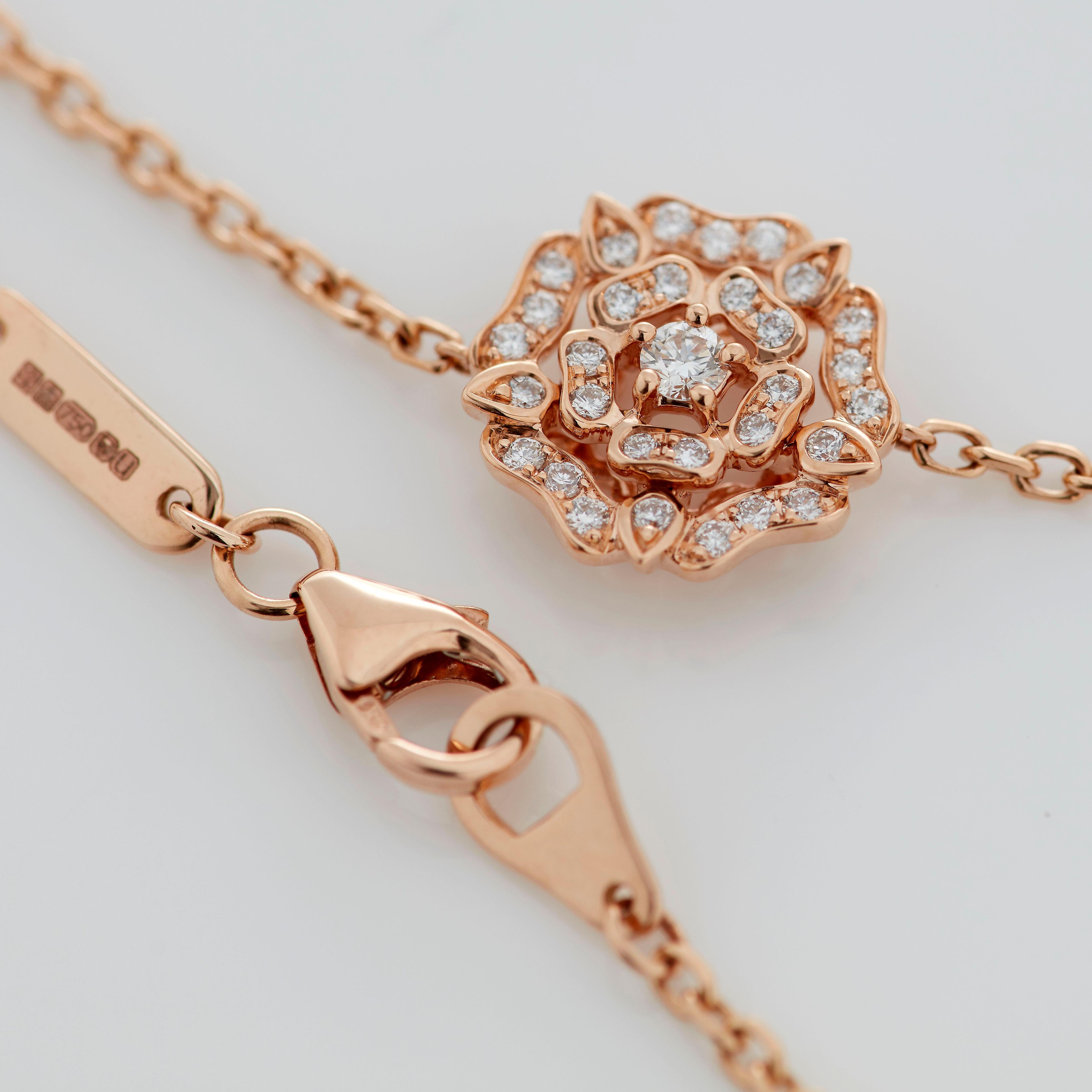 Modern Garrard 'Tudor Rose' 18 Karat Rose Gold Round White Diamond Bracelet For Sale