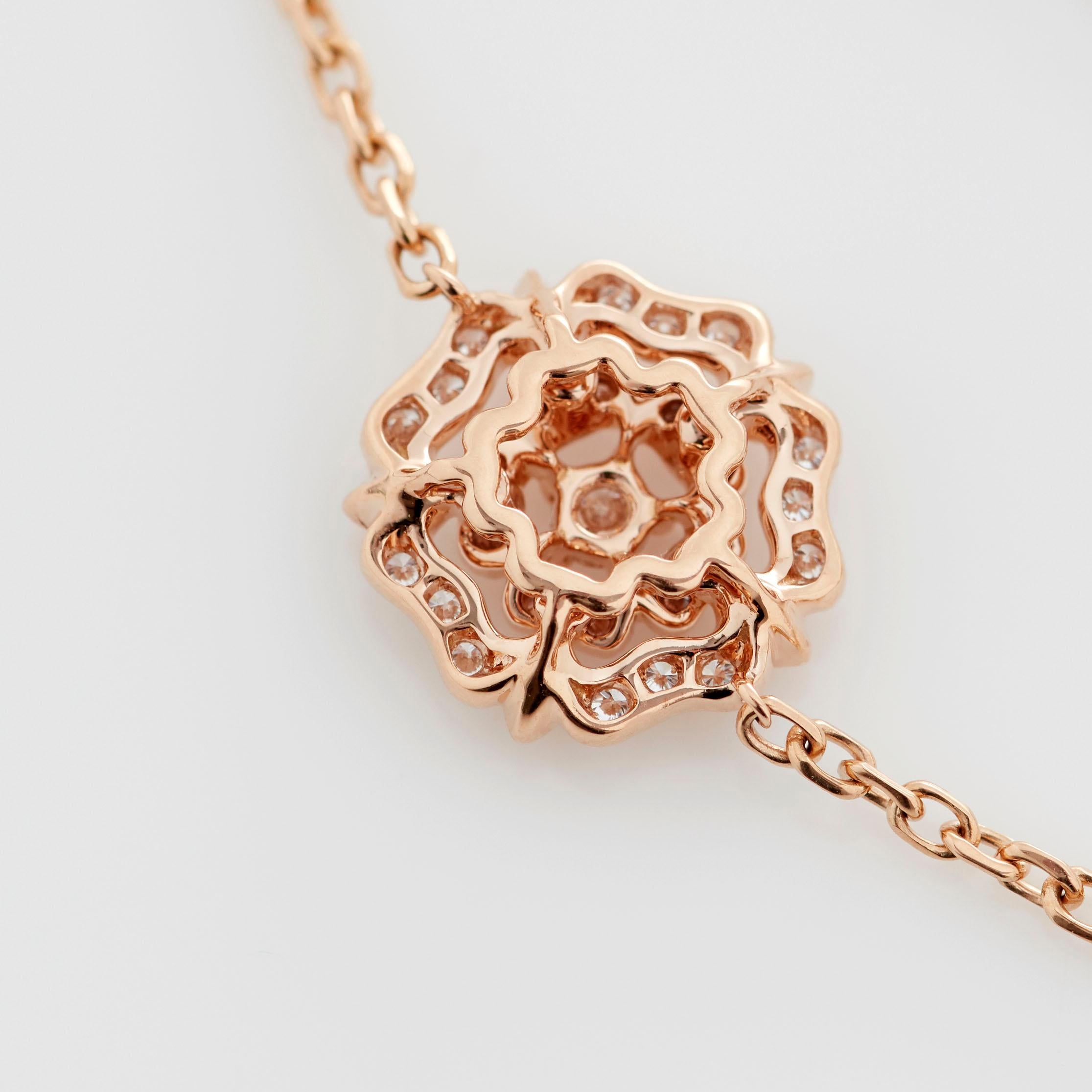 Women's or Men's Garrard 'Tudor Rose' 18 Karat Rose Gold Round White Diamond Bracelet For Sale