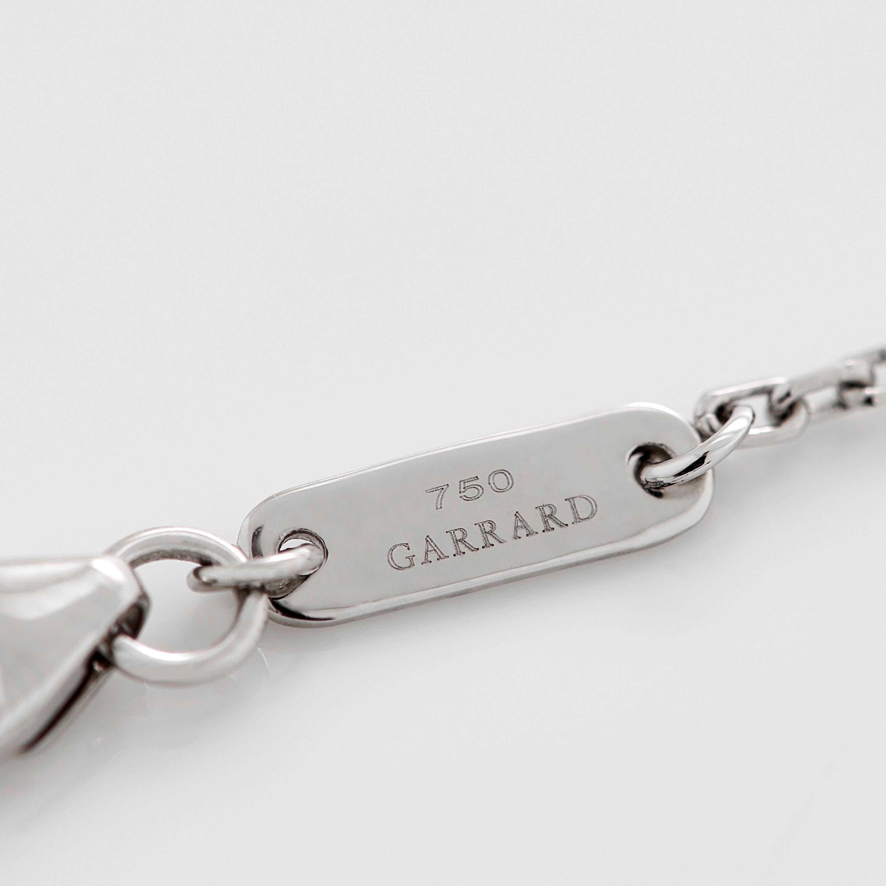 Garrard 'Tudor Rose' 18 Karat White Gold and White Diamond Bracelet For Sale 3