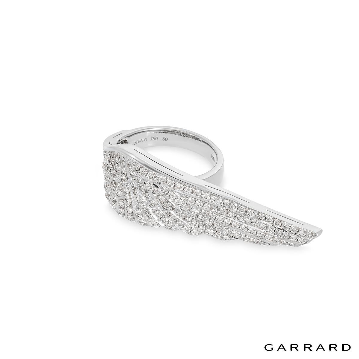 Garrard White Gold Wings Classic Large Diamond Ring In Excellent Condition For Sale In London, GB