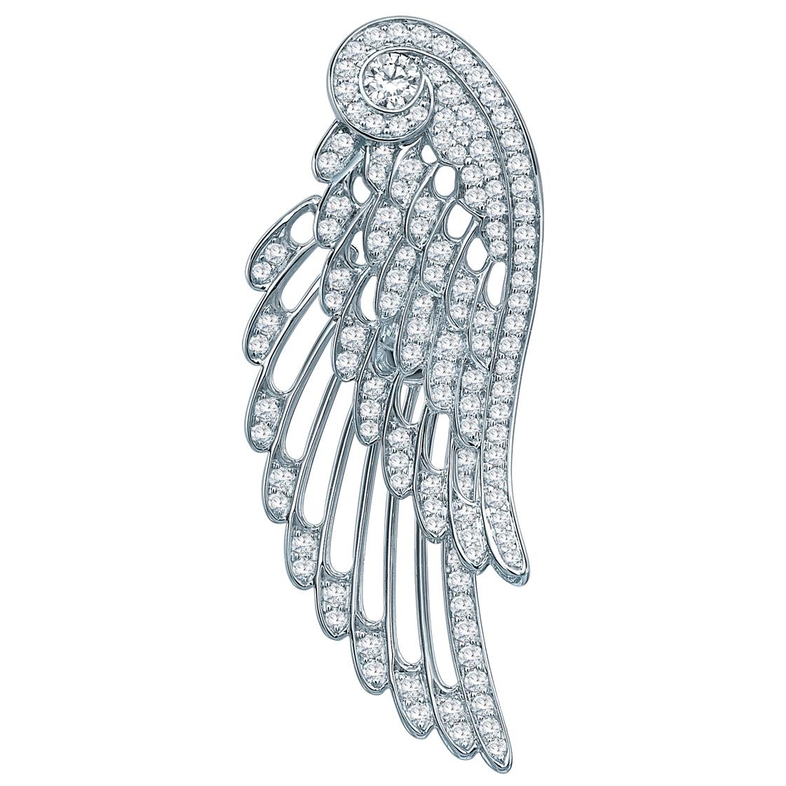 A pair of 18 karat white gold double motif drop earrings from The House of Garrard Wings Embrace collection set with 264 round white diamonds weighing 2.16 carats. The earring measures 4.3cm in length.
264 round white diamonds weighing 2.16