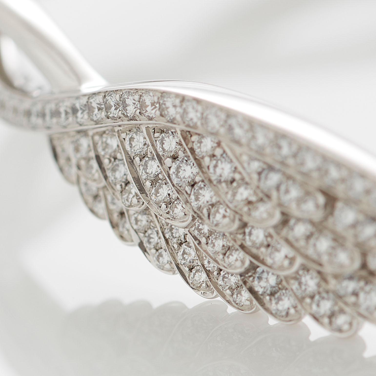 Garrard 'Wings Embrace' 18 Karat White Gold White Diamond Bangle In New Condition For Sale In London, London