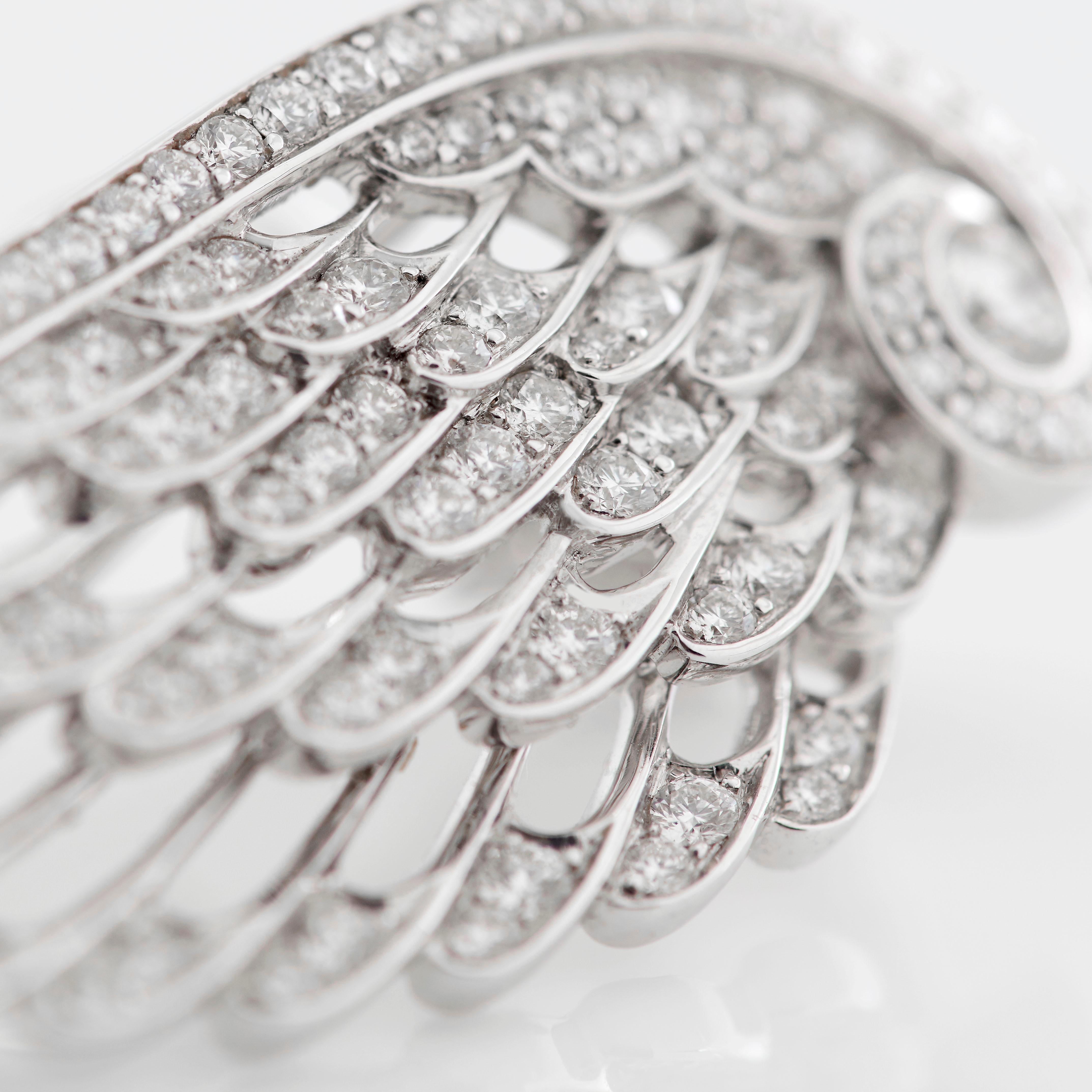 Garrard 'Wings Embrace' 18 karat White Gold White Diamond Drop Earrings For Sale 2