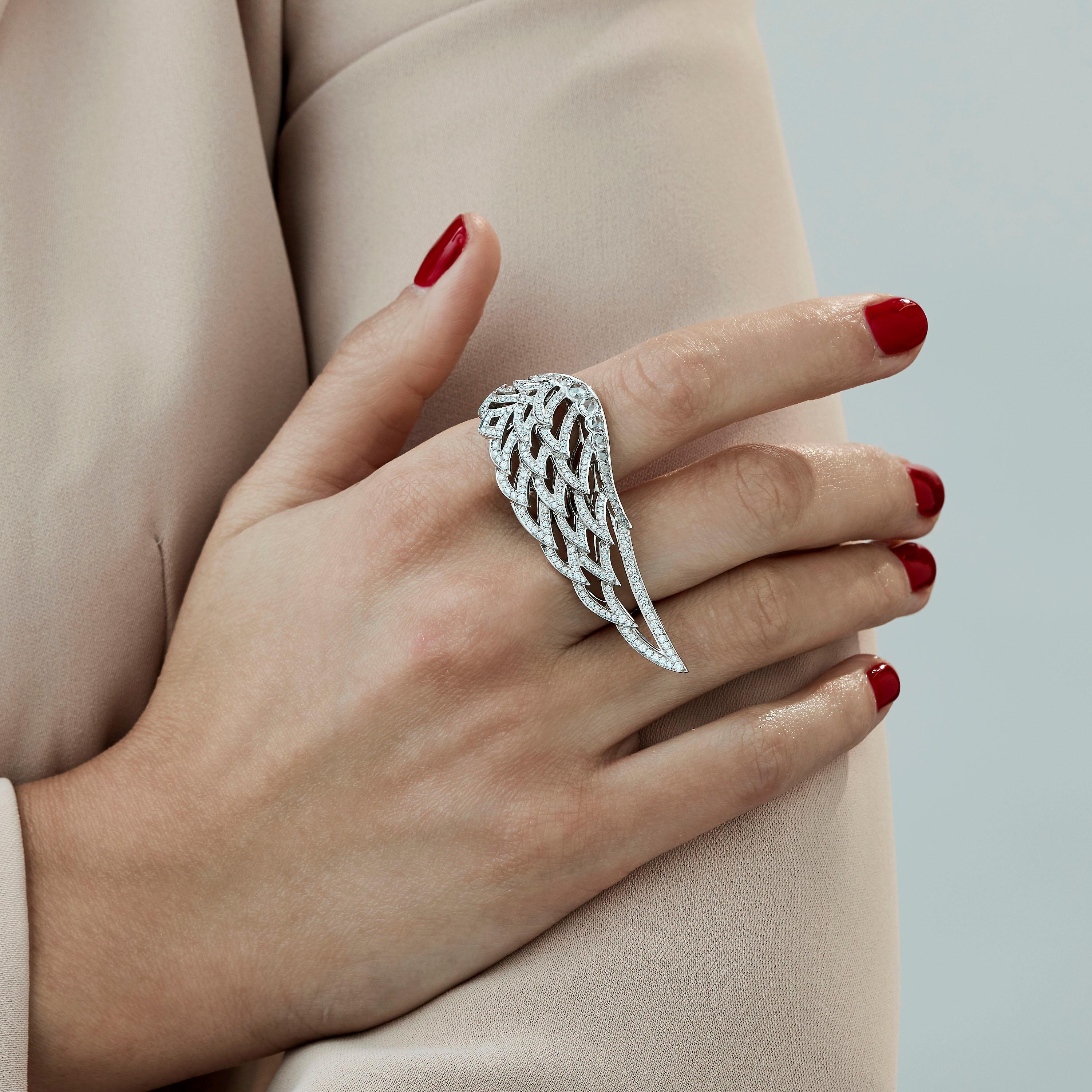 Modern Garrard 'Wings Lace' 18 Karat White Gold White Diamond Double Finger Ring For Sale