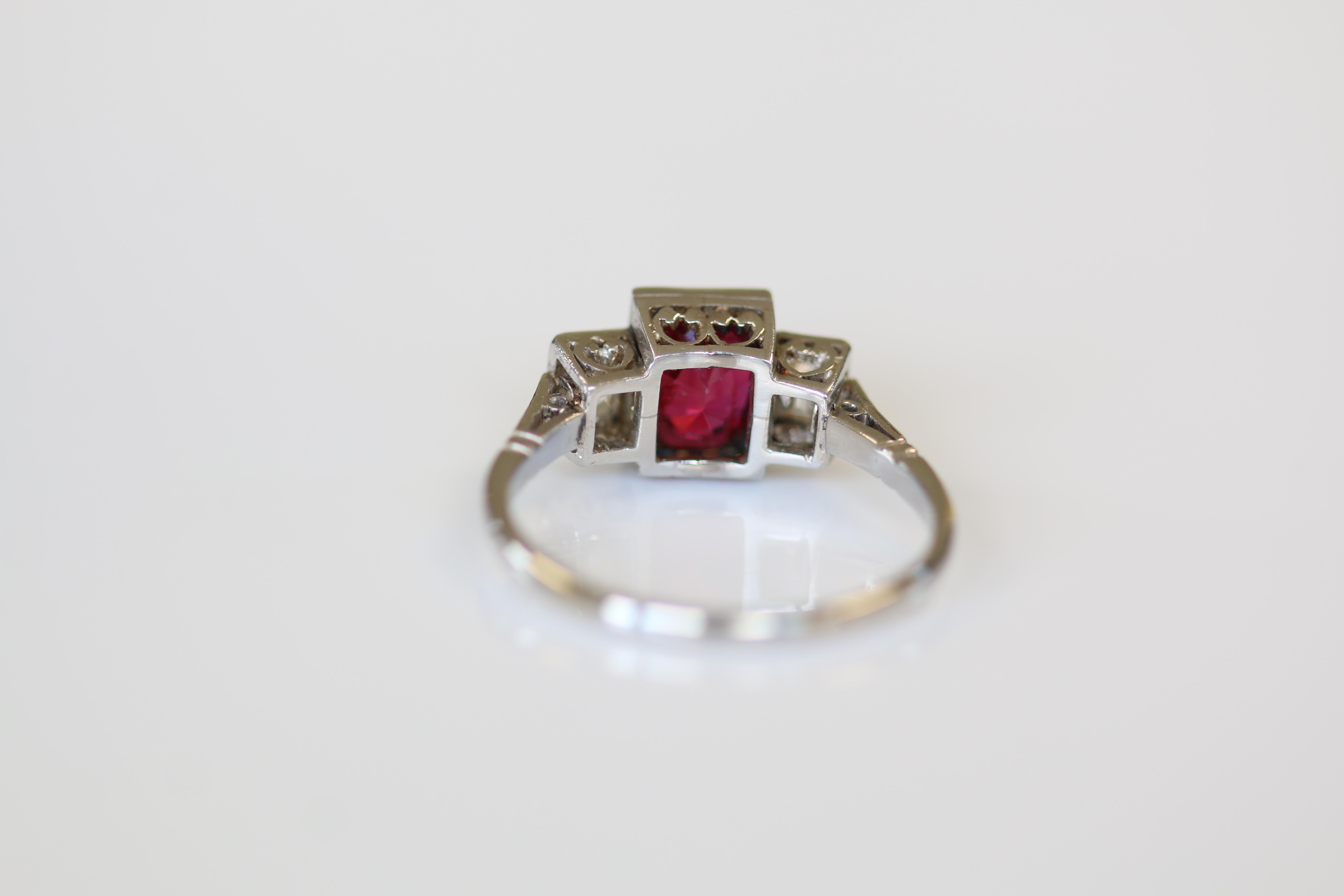 Women's or Men's Garrards & Co Art Deco 2.09ct Ruby and Diamond Platinum Ring For Sale