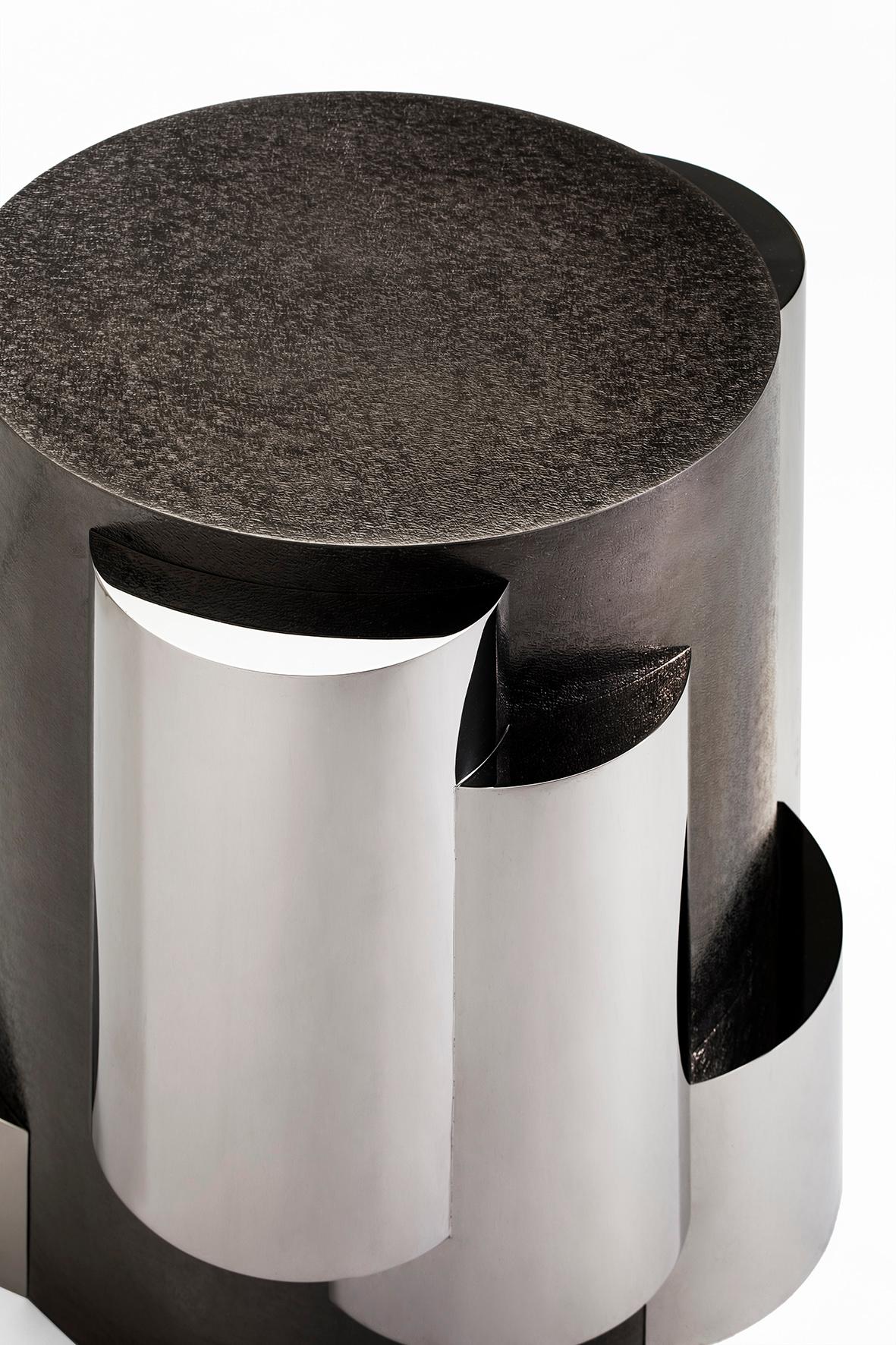 Modern Garrido Cilindros Side Table in Anthracite Nickel Finish For Sale