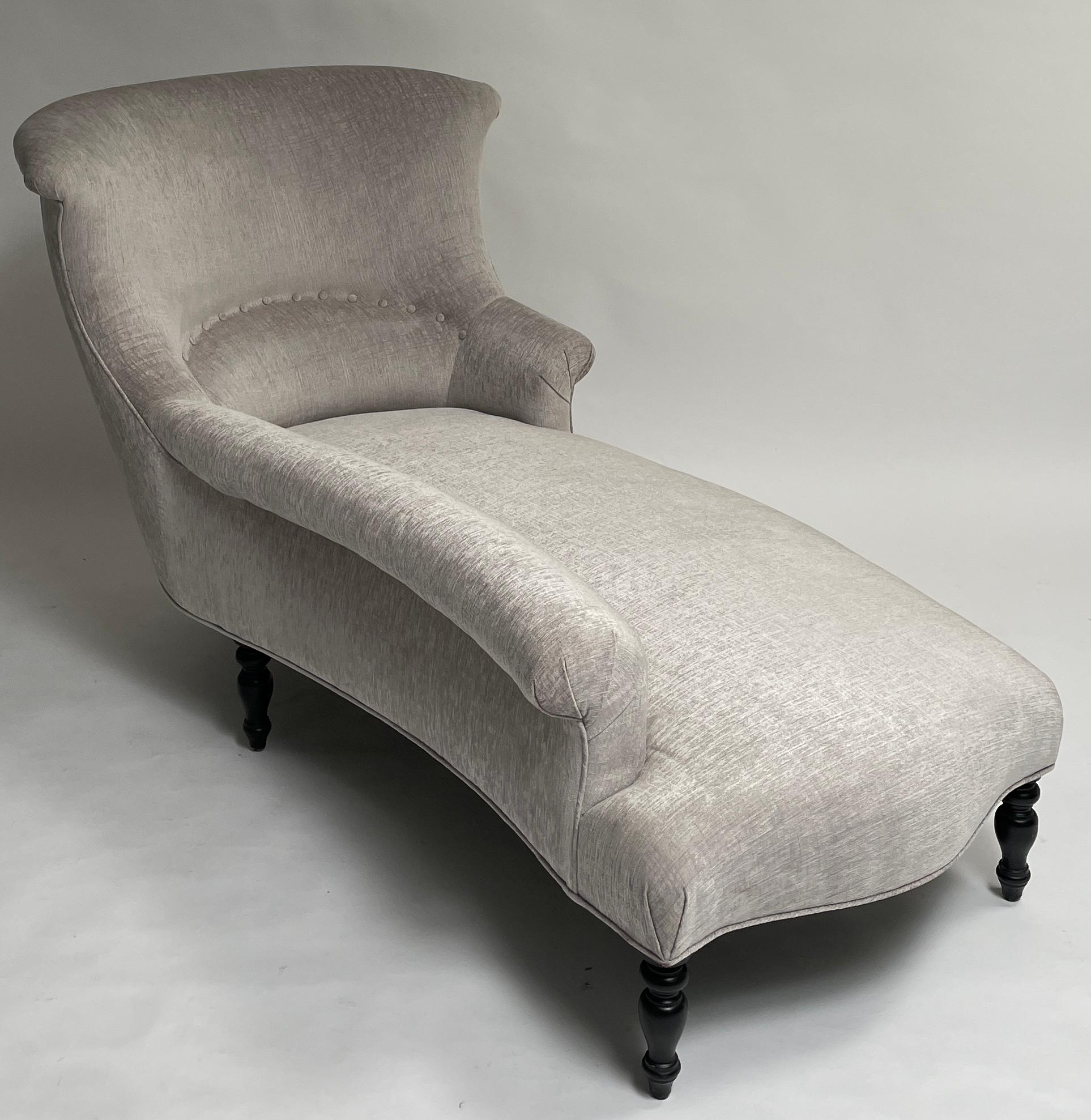 Garronne Chaise Lounge by Bourgeois Boheme Atelier, Silver For Sale 6
