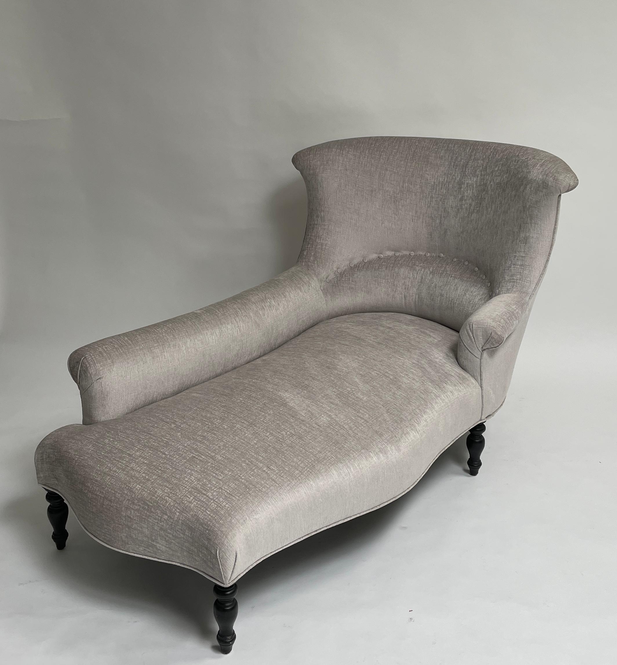 Napoleon III Garronne Chaise Lounge by Bourgeois Boheme Atelier, Silver For Sale