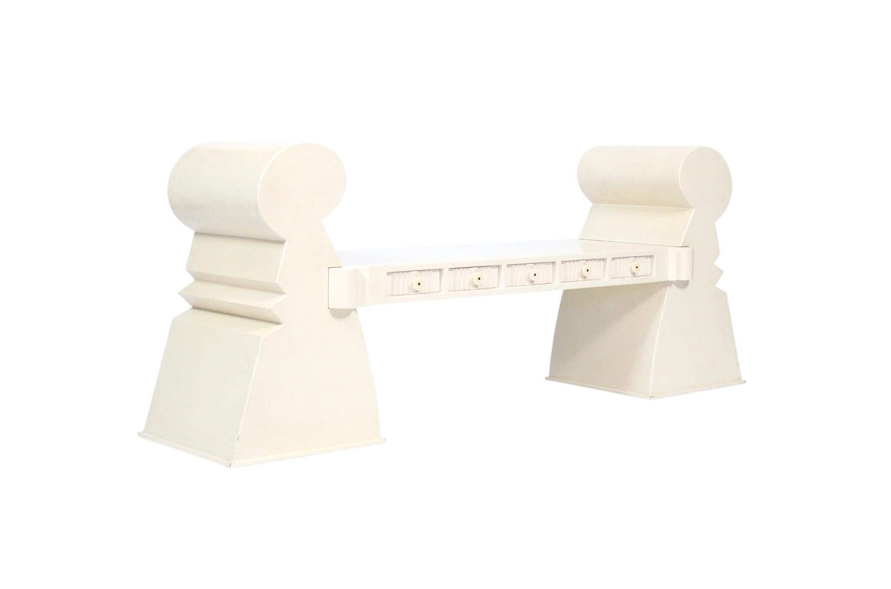 Garry Knox Bennett Skulpturale „Whistling Bench“ aus Garry (Postmoderne) im Angebot