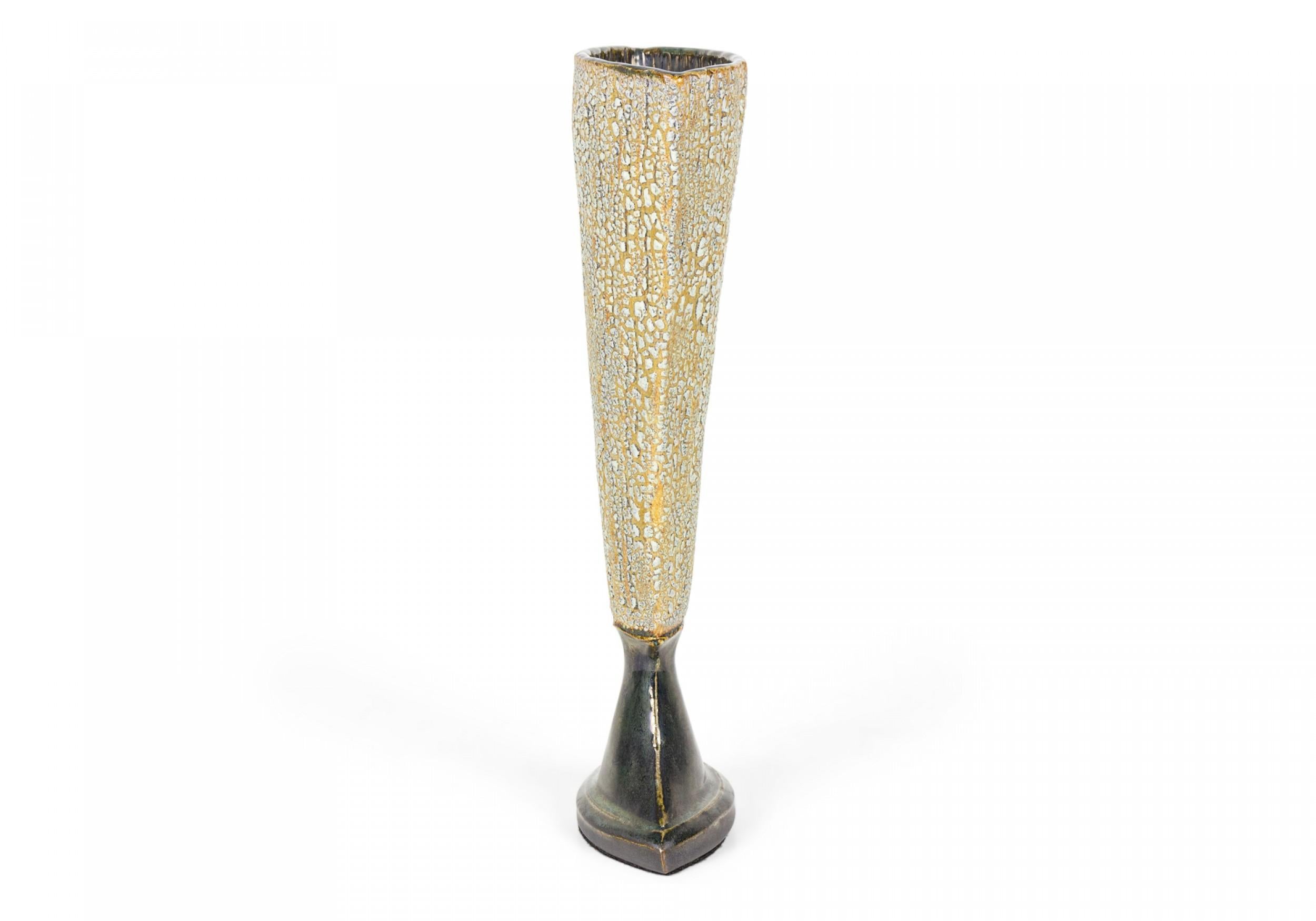 20th Century Gary DiPasquale Ceramic Tall Thin Envelope Form Bark Texture Table Lamp For Sale