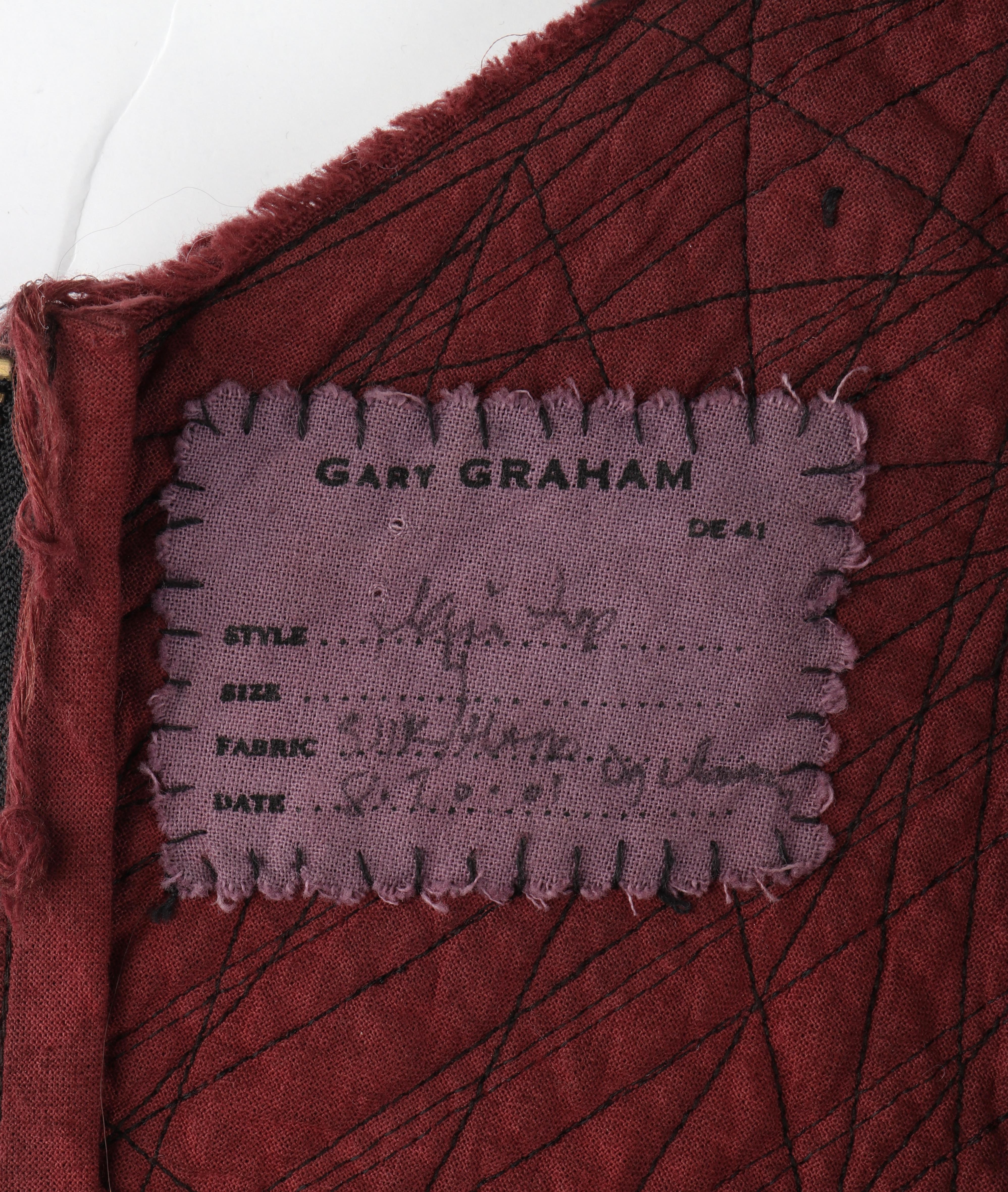 GARY GRAHAM c.2001 Maroon Silk Textured Cut Out Full Zip Up Hair Vest Blouse Top For Sale 9