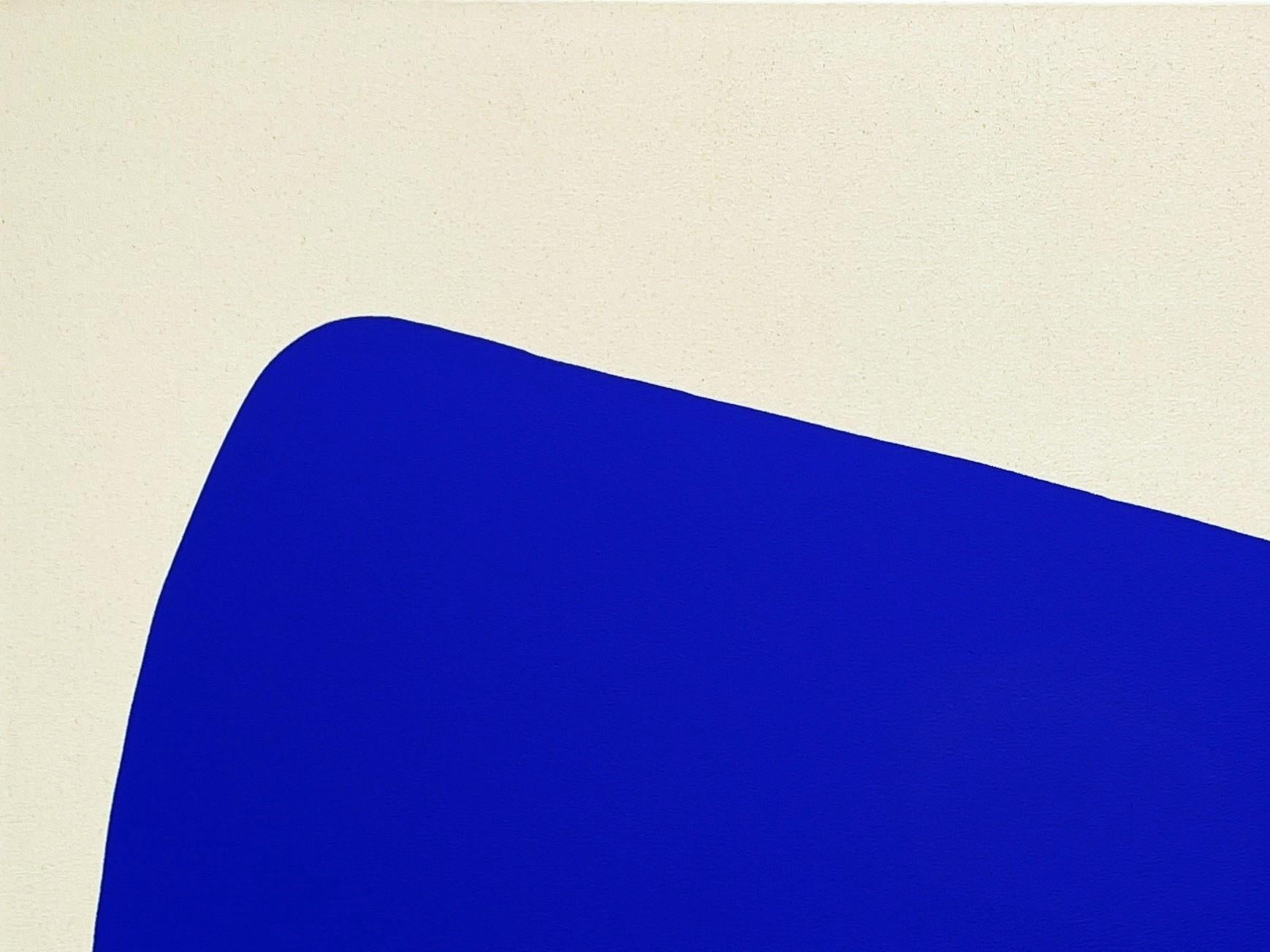 Abstrakte zeitgenössische Malerei des in Houston lebenden Künstlers Gary Griffin. Das Werk zeigt eine zentrale amorphe, hartkantige Form in Blau- und Orangetönen vor einem gebrochen weißen Hintergrund. Rückseitig signiert und betitelt. Kürzlich