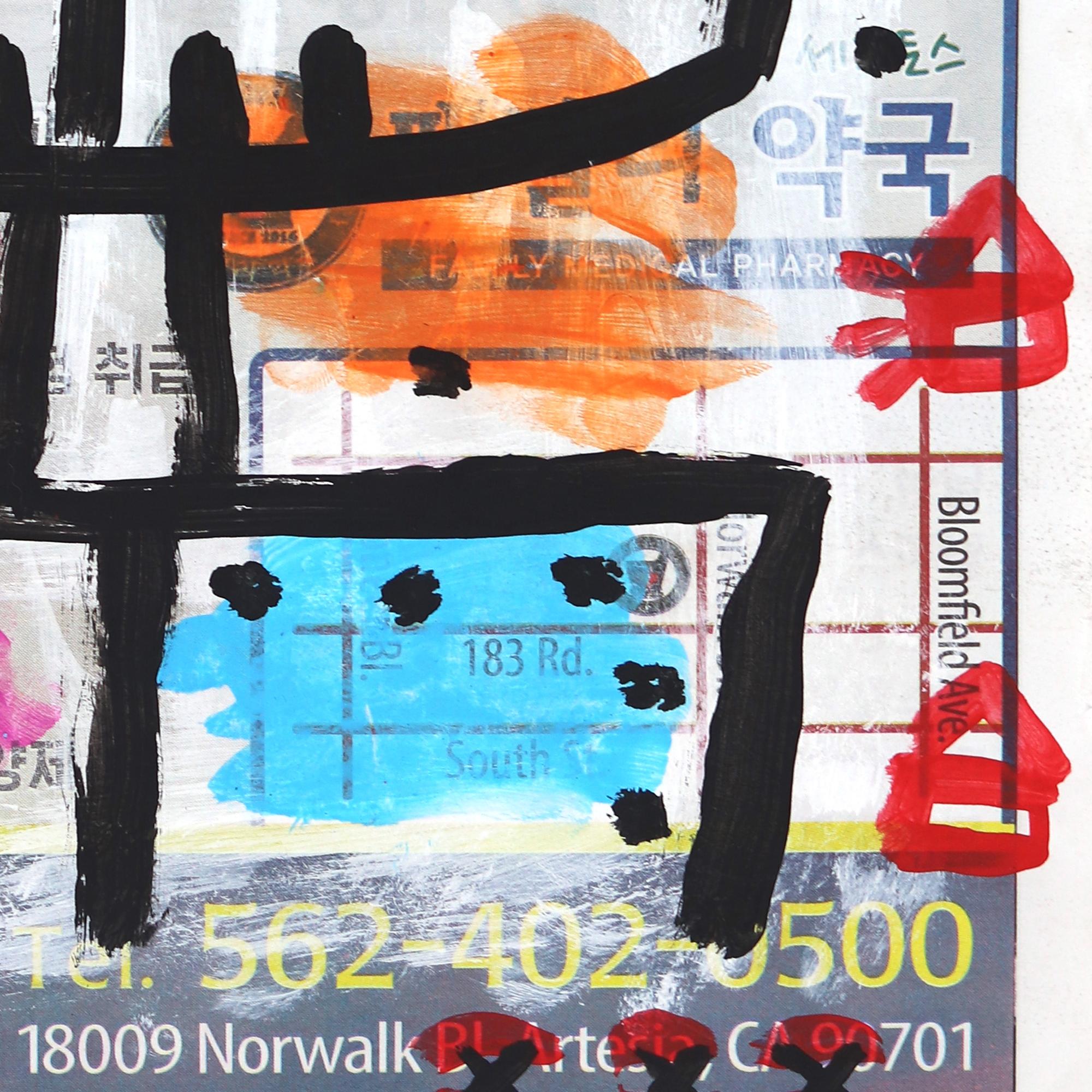 Robot colorato - Pittura originale di street art di Gary John su carta da giornale in vendita 3