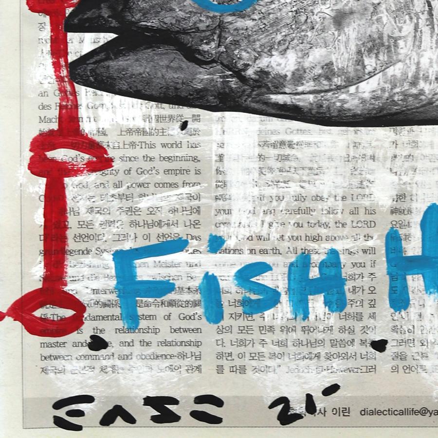 „Fischkopf 99“ – Original Gemälde in Mischtechnik auf Zeitung (Streetart), Painting, von Gary John