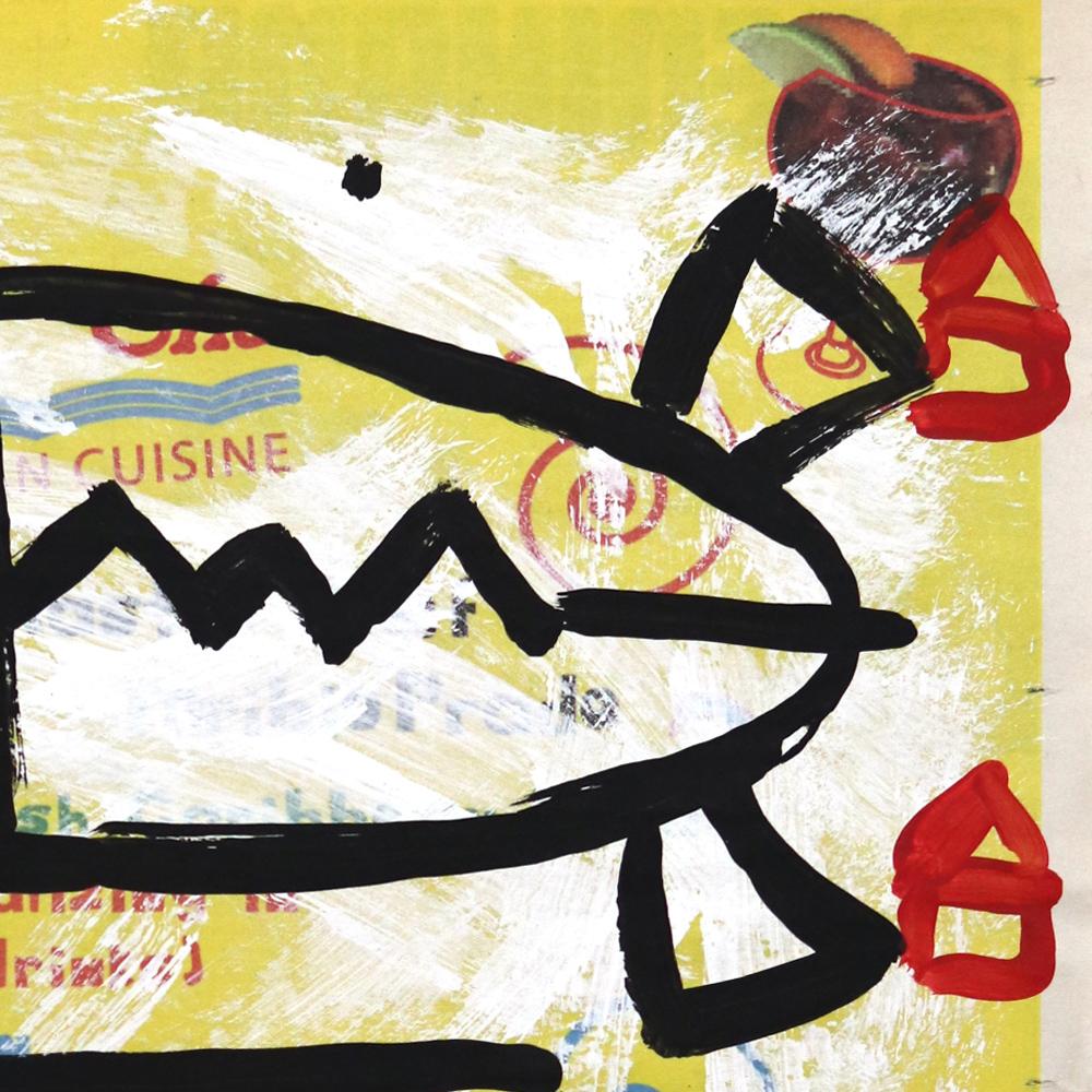 Dos peces - Pintura callejera original de Gary John sobre papel de periódico en venta 3