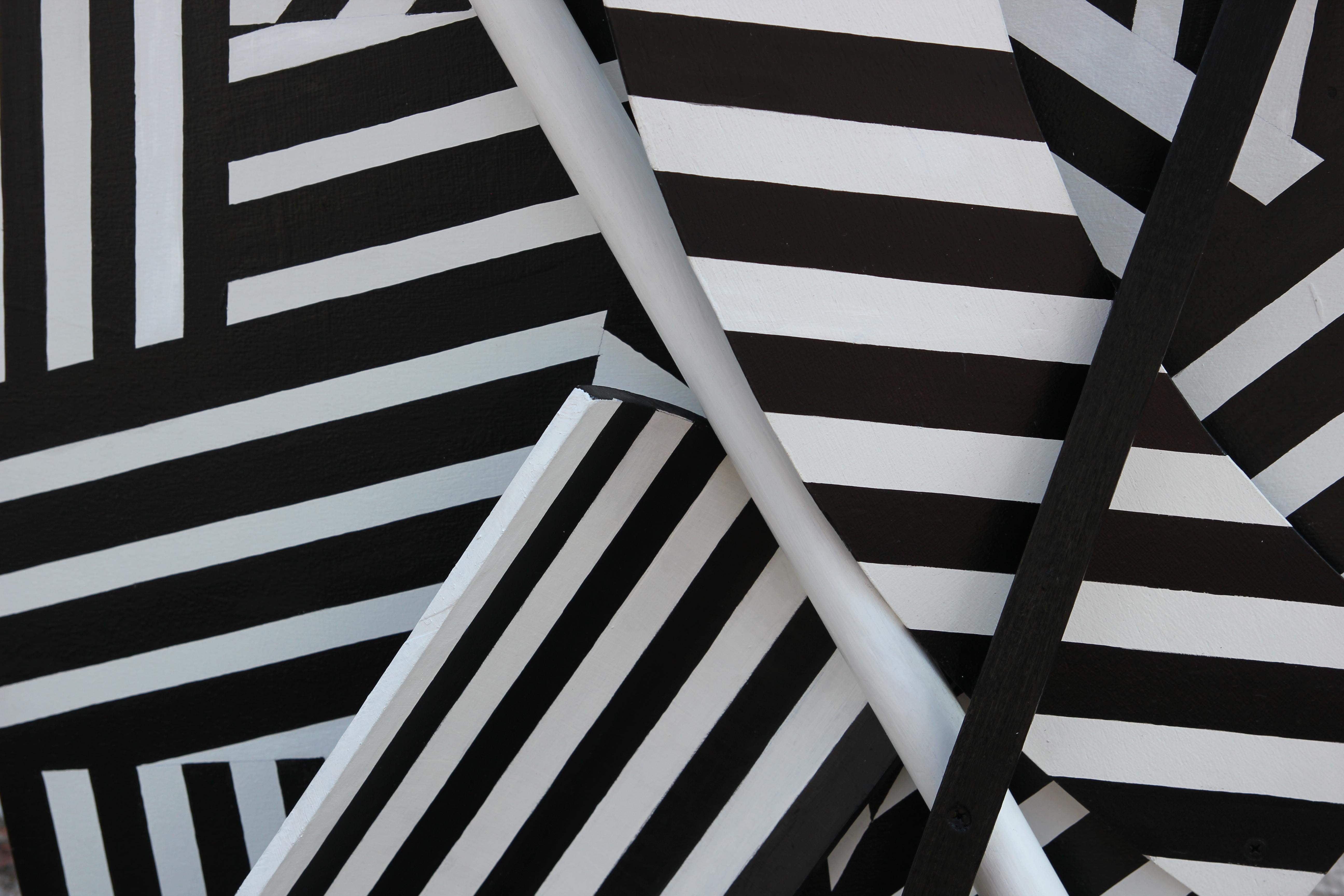 asymmetrical wall paint