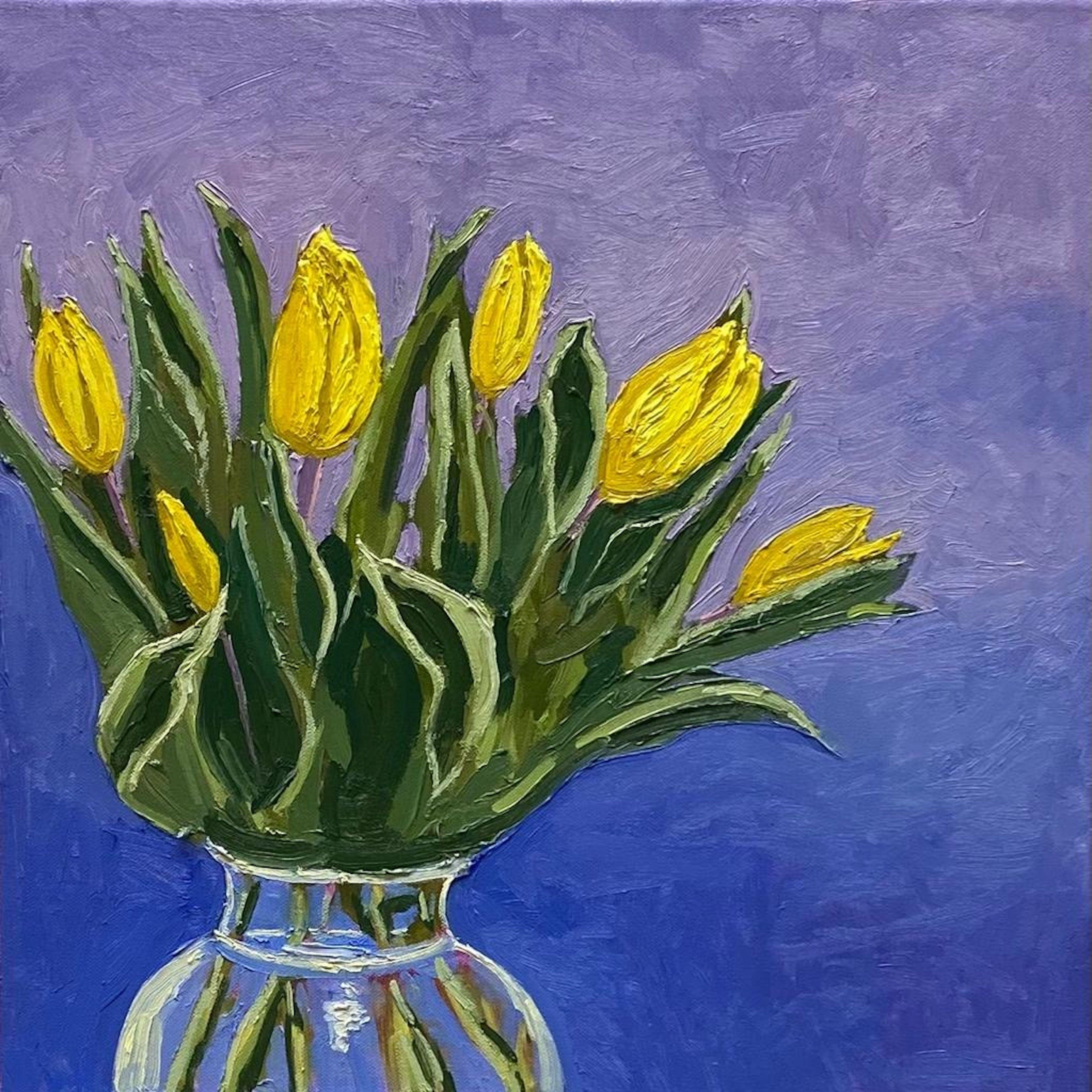 During a get-together with the group "Gary and the Piece makers", I painted this still life in my studio. We all sketched the tulips first. Following that, I decided to capture this beautiful spring bouquet in a painting. I had a great deal of fun