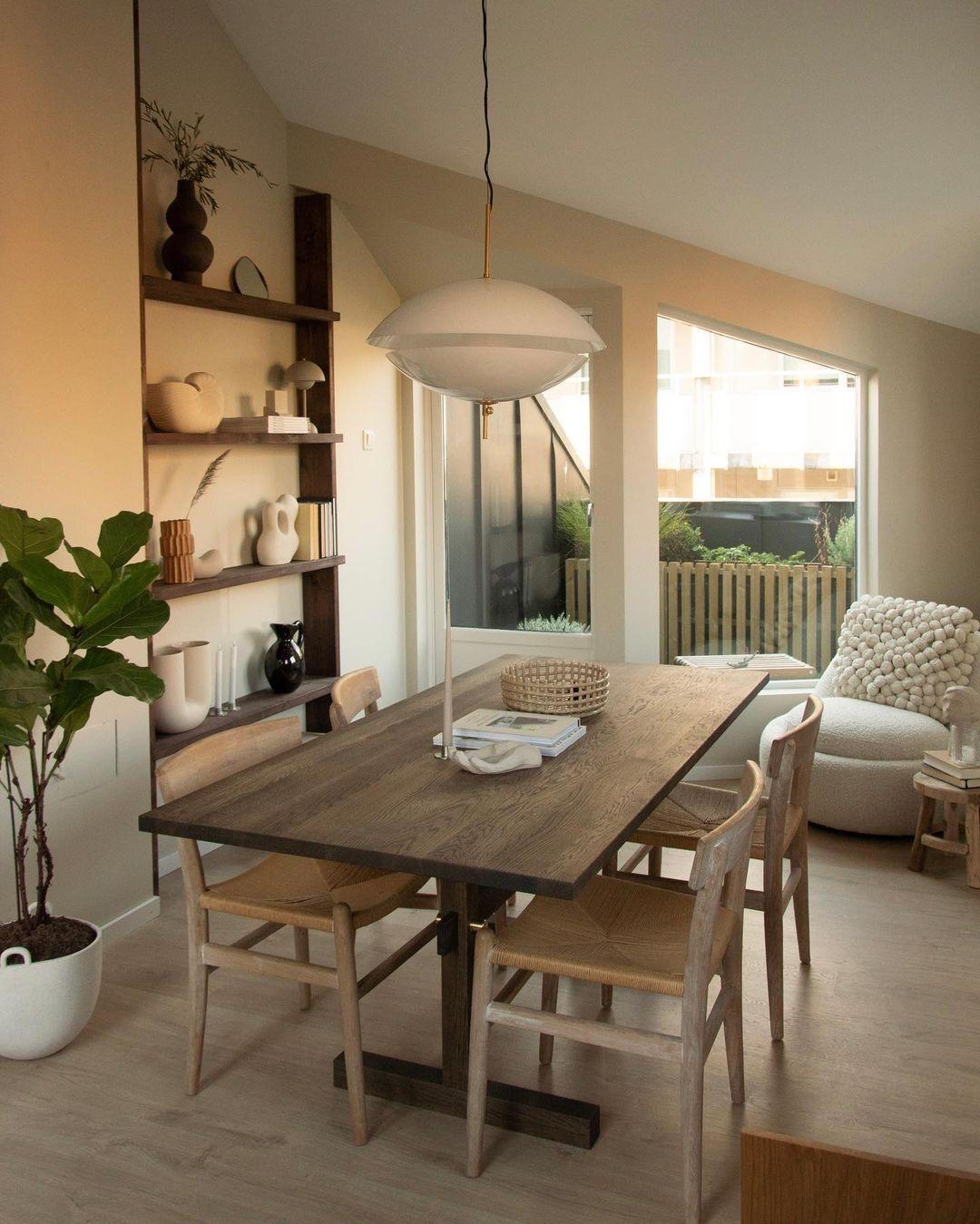 Moderne Gaspard Dark Oak and Brass Dining Table 180 by Eberhart Furniture en vente