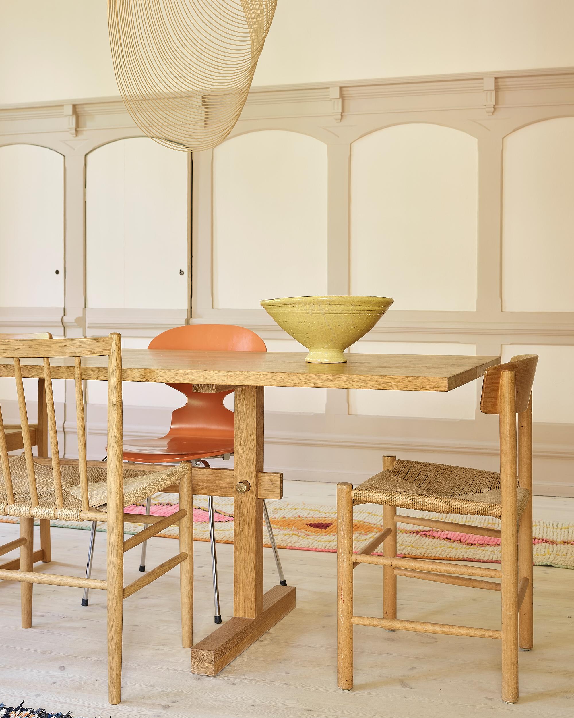 Gaspard Light Oak and Brass Dining Table 240 by Eberhart Furniture en vente 6