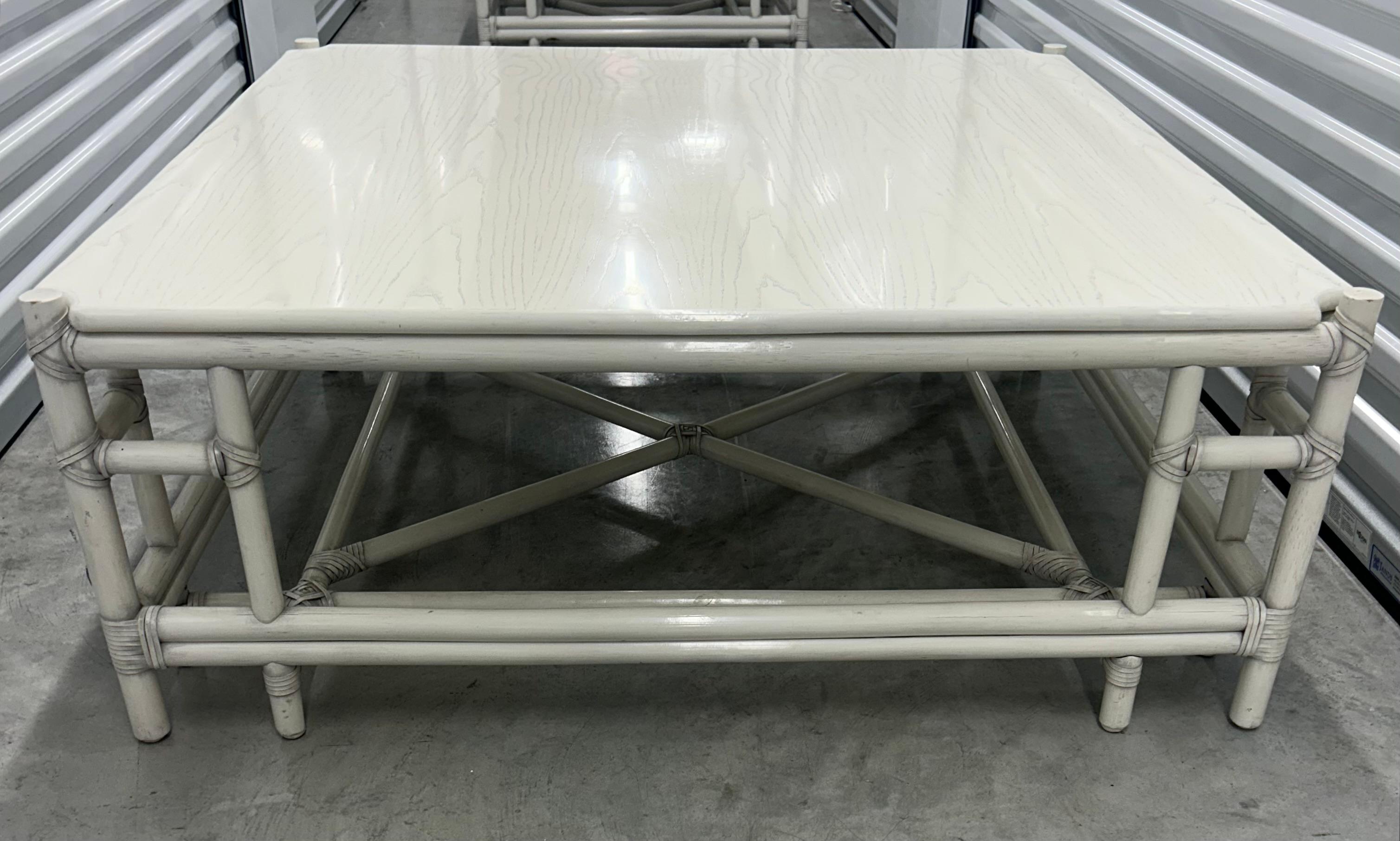 Gasparucci Italo signed white lacquer coffee table. Two others available. For Sale 3