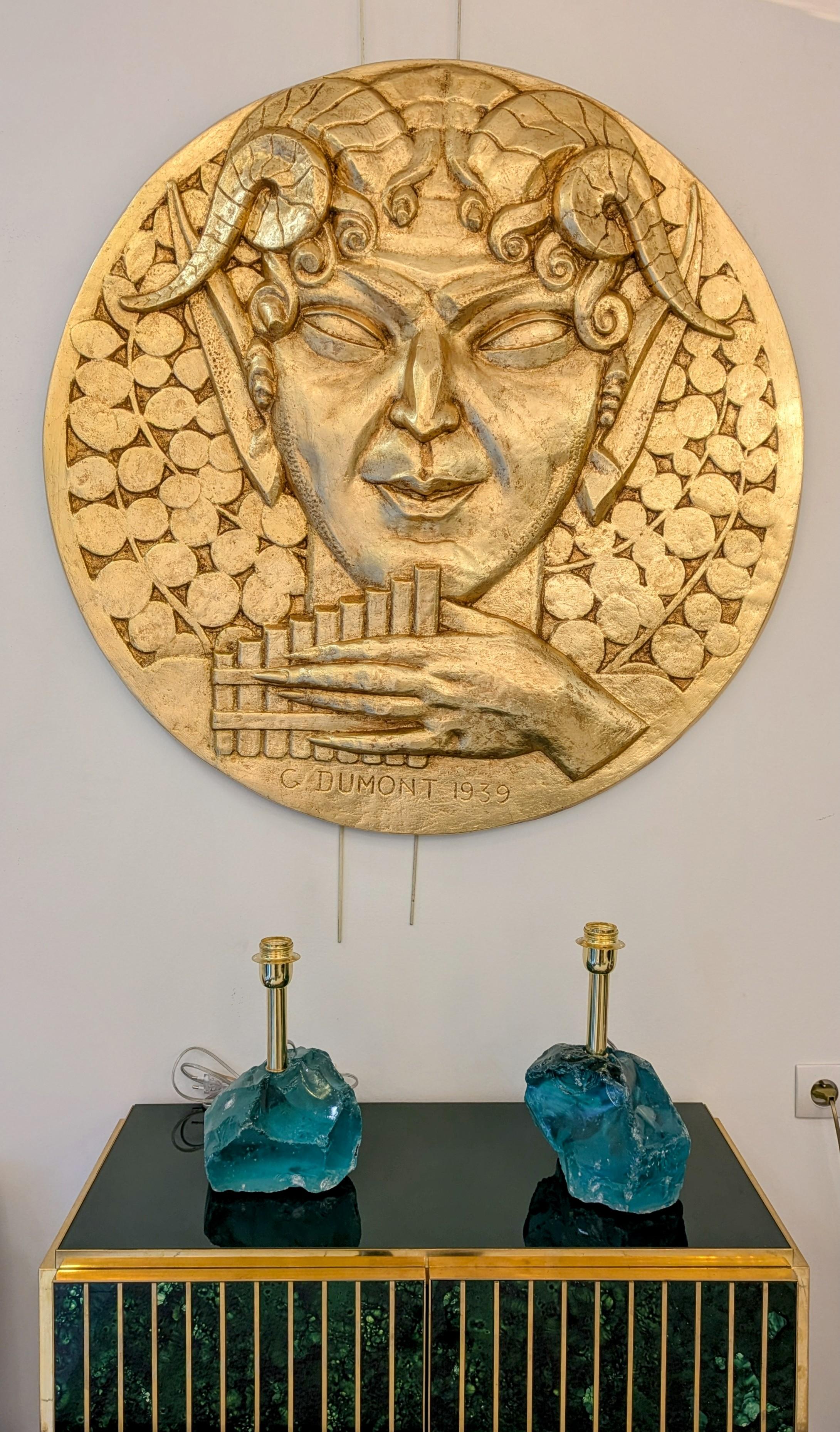 Gaston Dumont,  Faune avec flûte de Pan , Bas-Relief en plâtre patiné or, 1939.