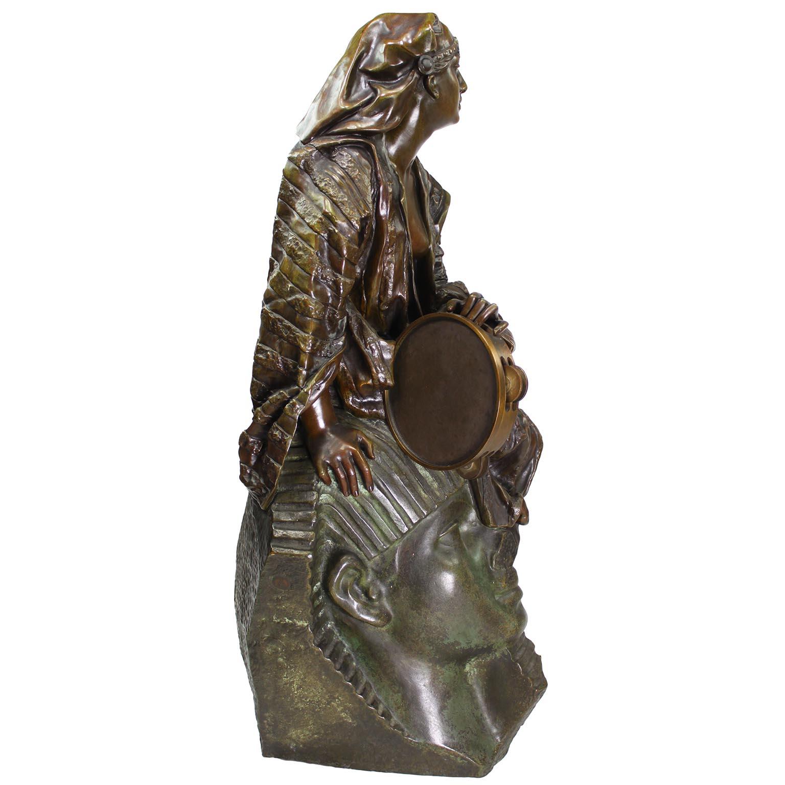 Bronzefigur der Aida von Gaston Leroux auf einer Sphinx, Französisch, 19. Jahrhundert (Neuägyptisch) im Angebot