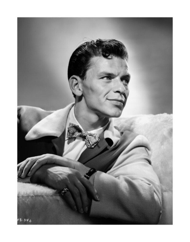 Gaston Longet Black and White Photograph – Frank Sinatra „Das Haus, in dem ich lebe“