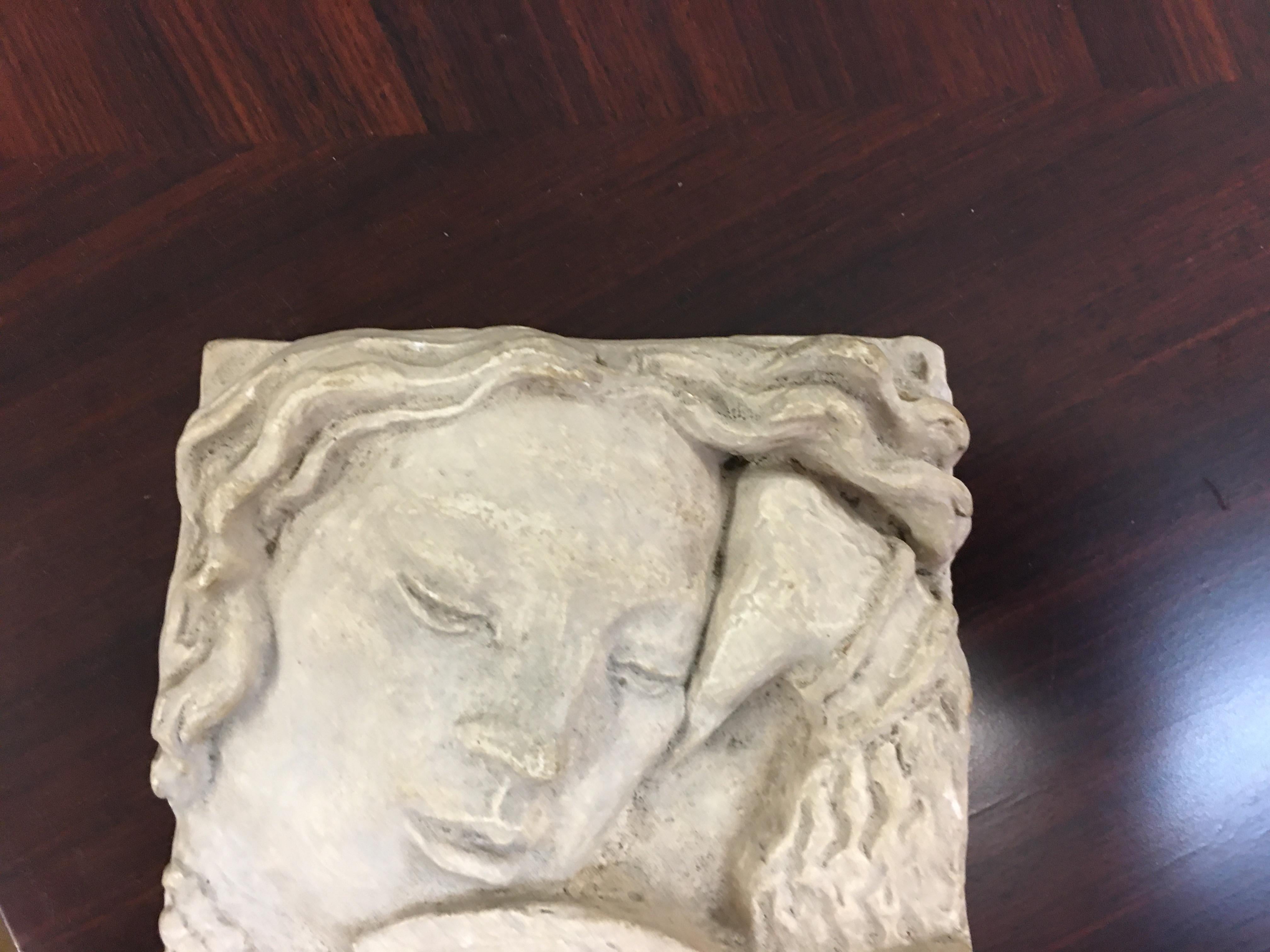  Small Art Deco Bas-Relief in Plaster, Signed,  G. WATKIN  1942 In Good Condition For Sale In Saint-Ouen, FR
