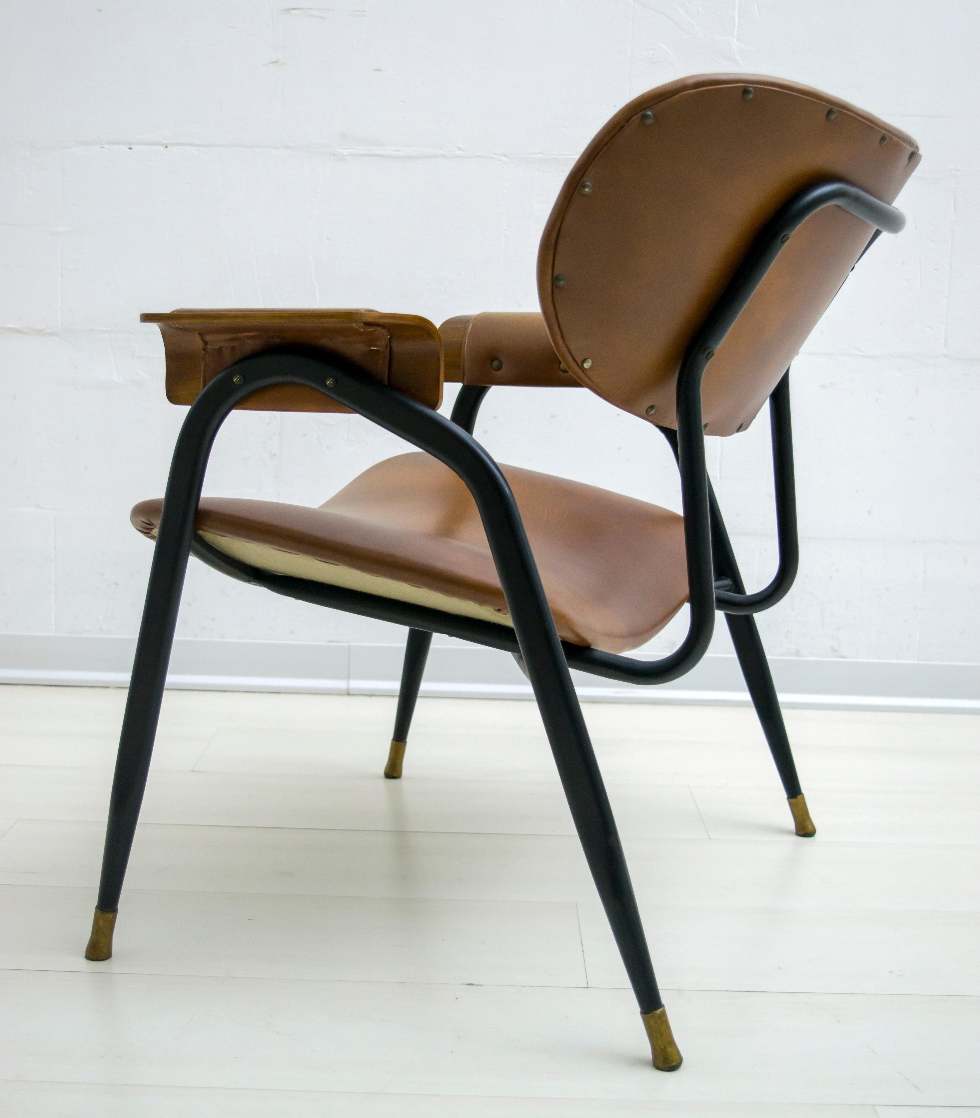 Mid-20th Century Gastone Rinaldi Mid-Century Modern Italian Leather Armchair for RIMA, 1960s