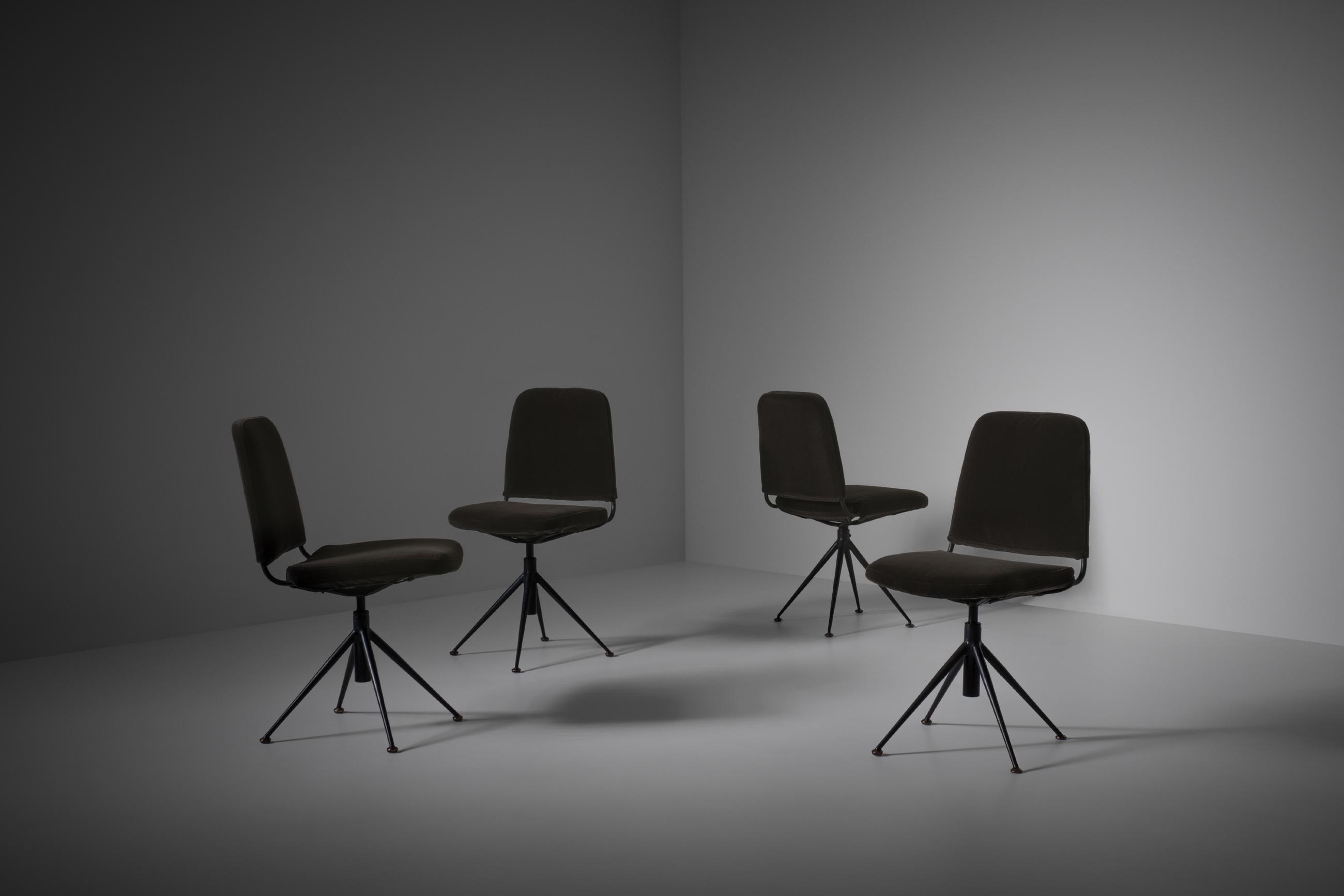 Mid-Century Modern Gastone Rinaldi Mod. ‘Du 26 G’ Chairs for Rima, Italy 1956 For Sale