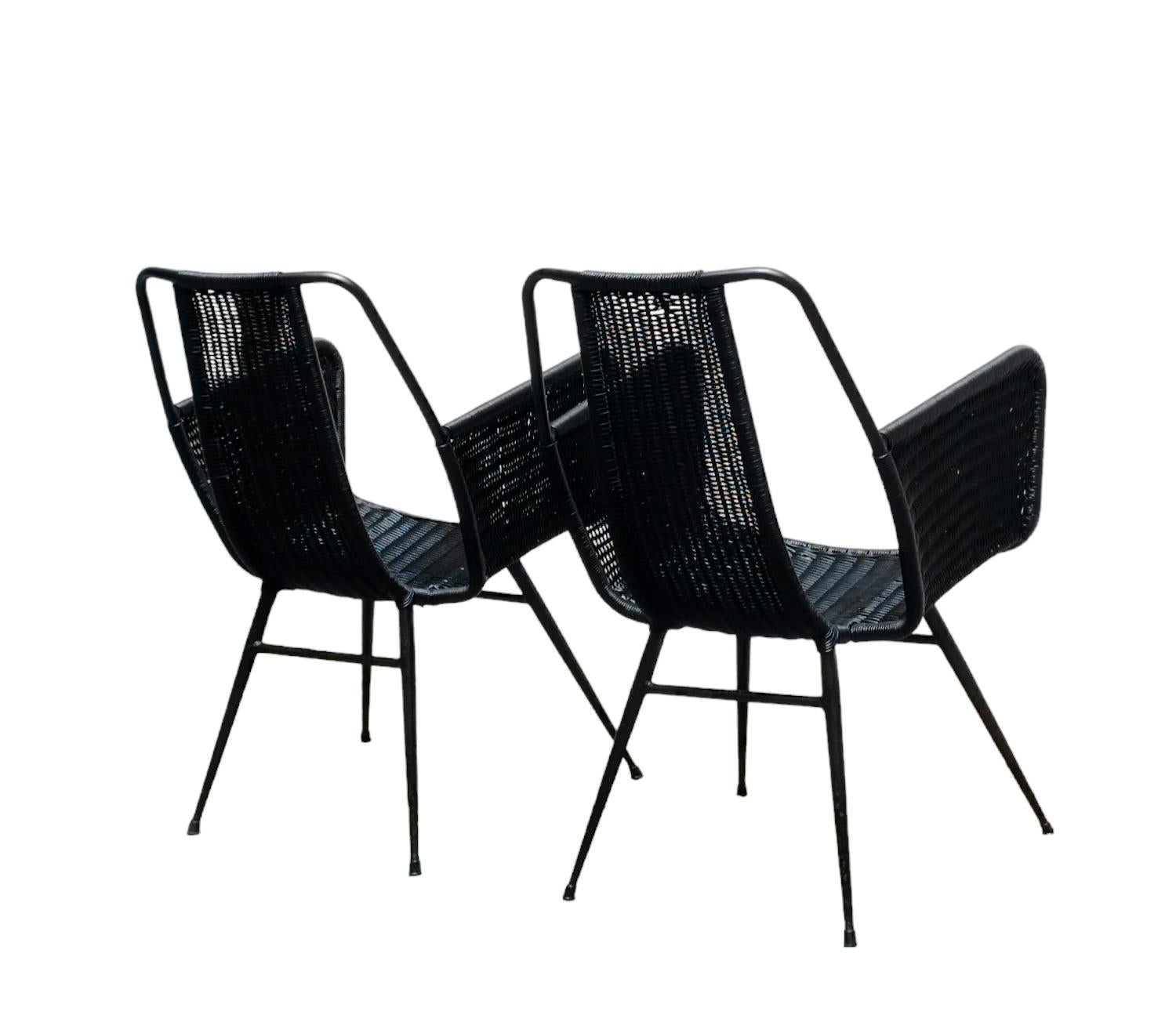 Mid-Century Modern Gastone Rinaldi, Pair of Outdoor Armchairs in Woven Plastic, Italy 1960s/70s For Sale