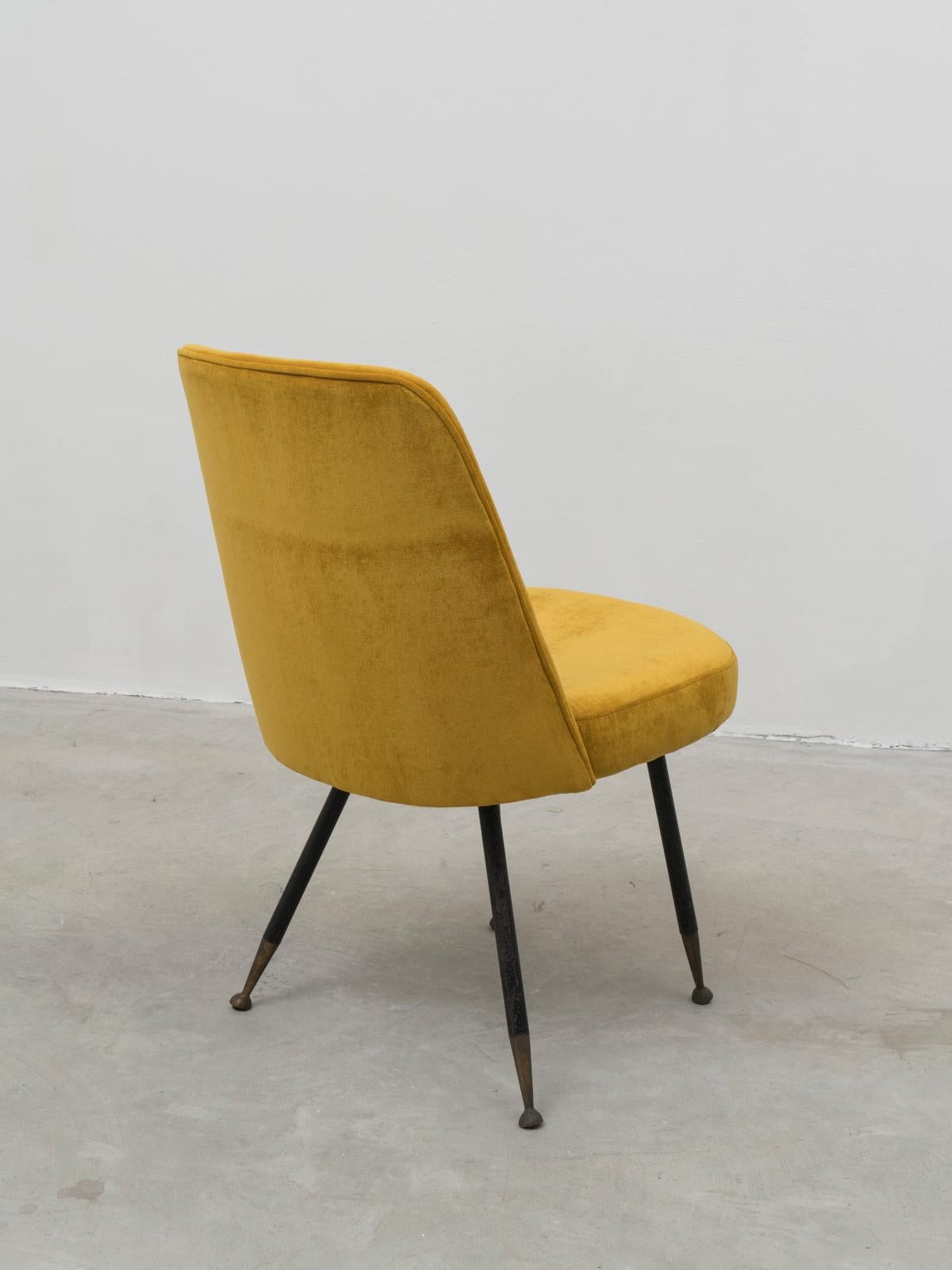 Gastone Rinaldi Restored Midcentury Velvet Desk Chair for RIMA, 1950s In Good Condition For Sale In Milan, Italy