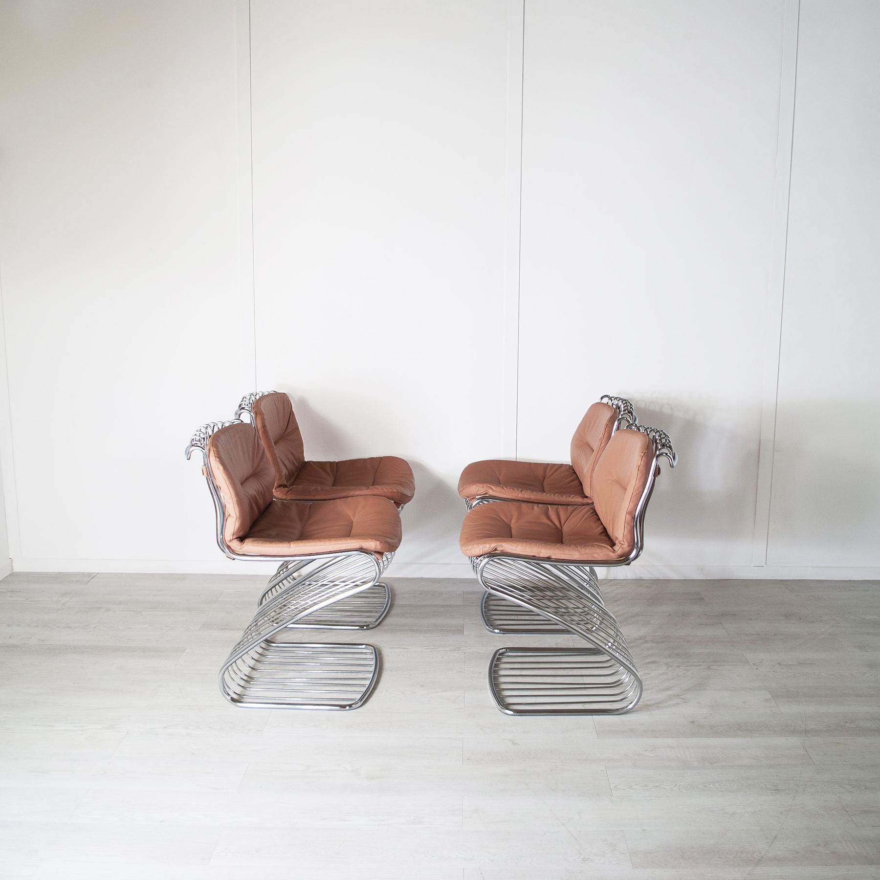 Set of 4 chairs with chromed steel frames and leather upholstery, designed by Gastone Rinaldi for Rima in the 1970s.


When you purchase vintage design products on our website, the cost includes secure and careful packaging. Each item will be