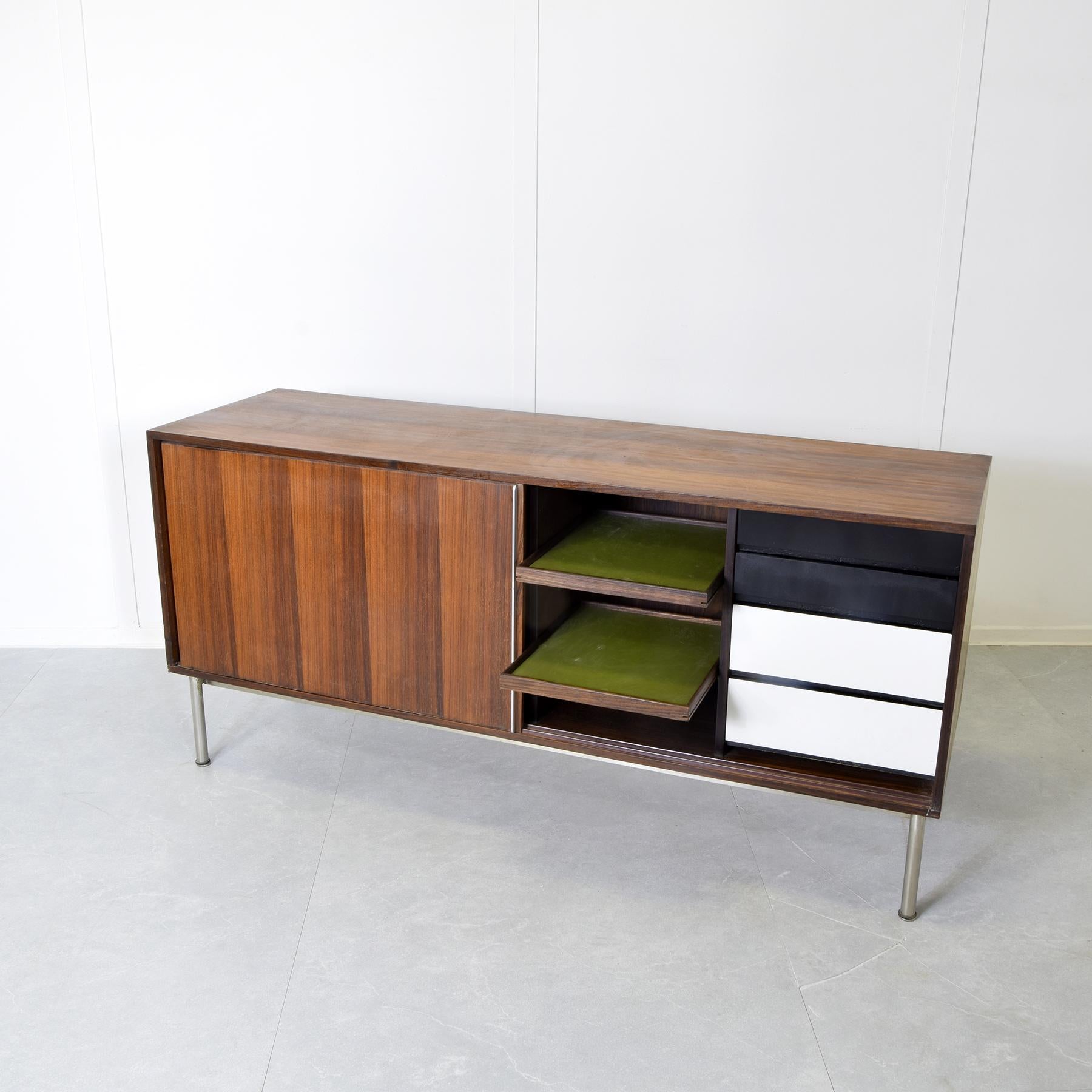 Buffet Gastone Rinaldi  1970s. Bon état - En vente à bari, IT