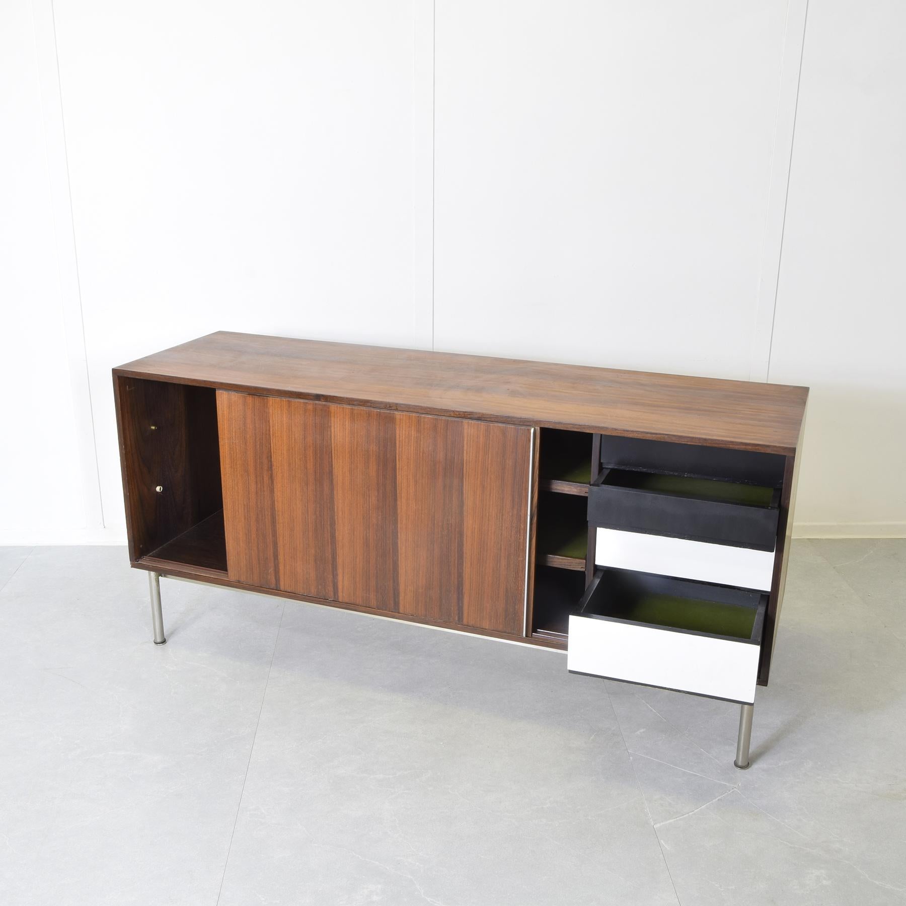 Acier Buffet Gastone Rinaldi  1970s. en vente