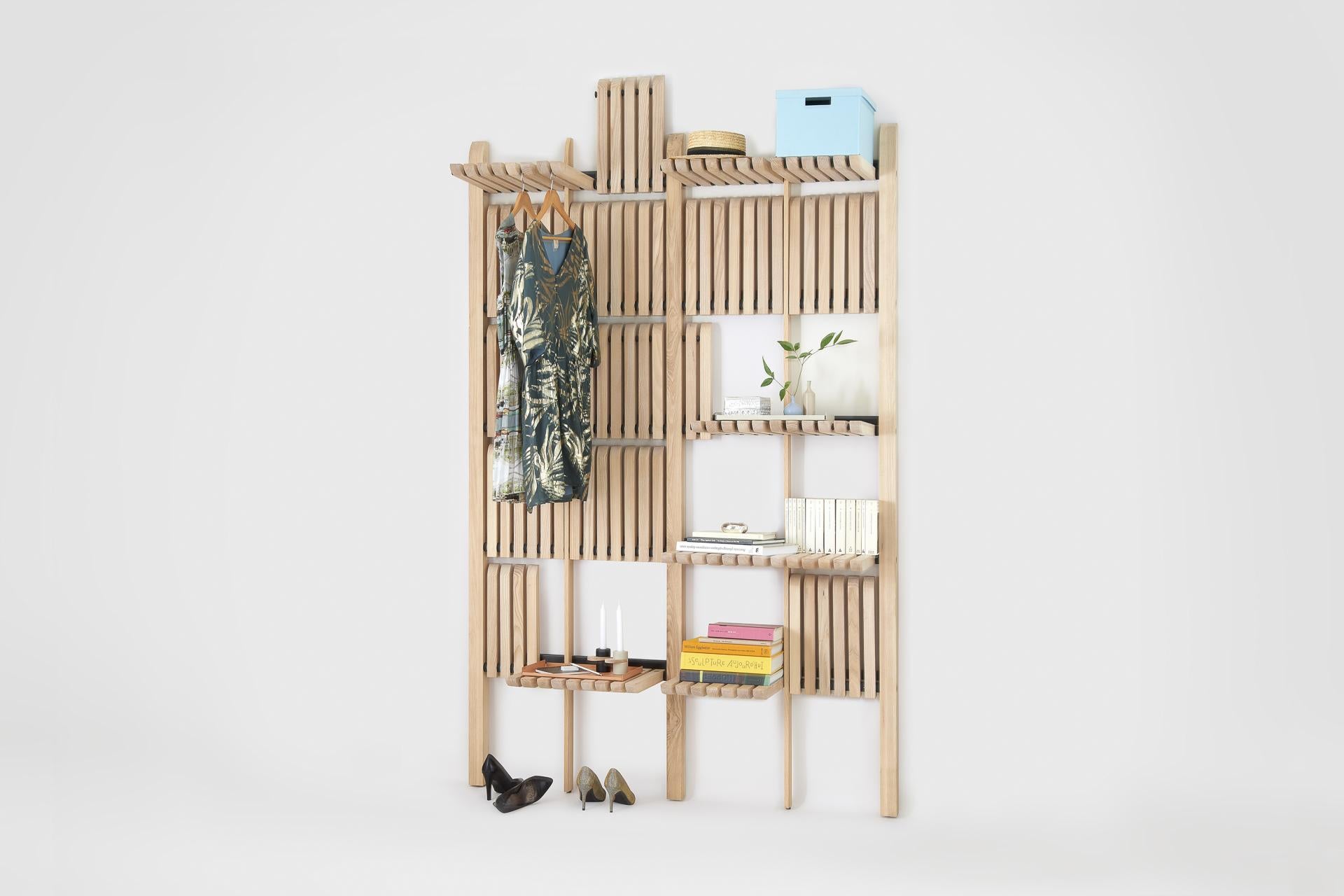 Gate shelves system Measure:1000mm

This ingenious system of modular shelves was imagined by designer and architect Artem Zakharchenko-Halytskyi. The specificity of this piece, in addition to its variable dimensions, lies in its dynamic