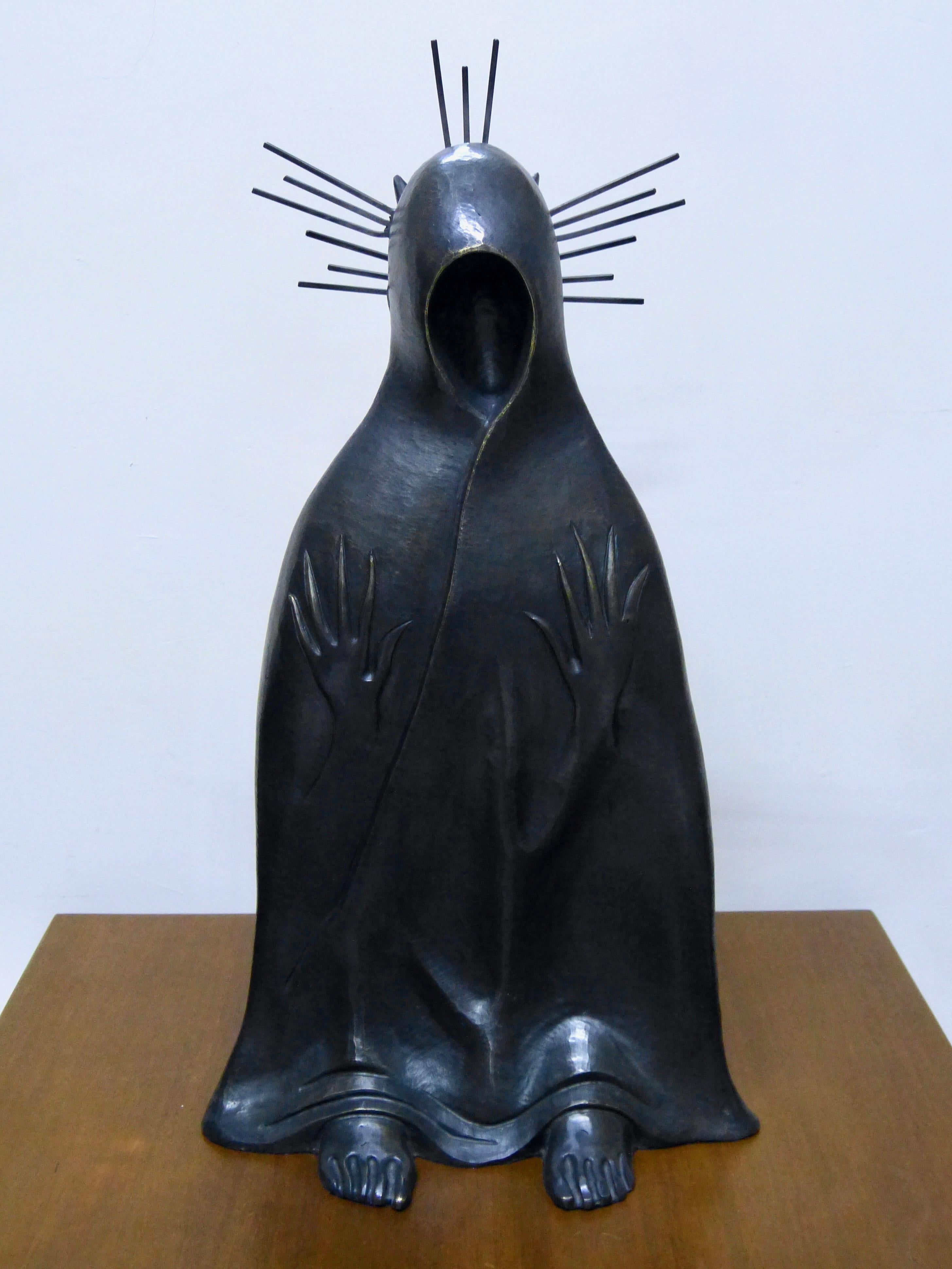 Title: Gato de la Noche (night cat)
Author: Leonora Carrington
Made of bronze
Year 2010
Measurements 23.5” x 12” x 9”
Edition P/T (workshop test)
With certificate of authenticity signed by Leonora´s son.