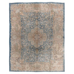 Kerman mit Blümchenbesatz in Aged Blue und Sand