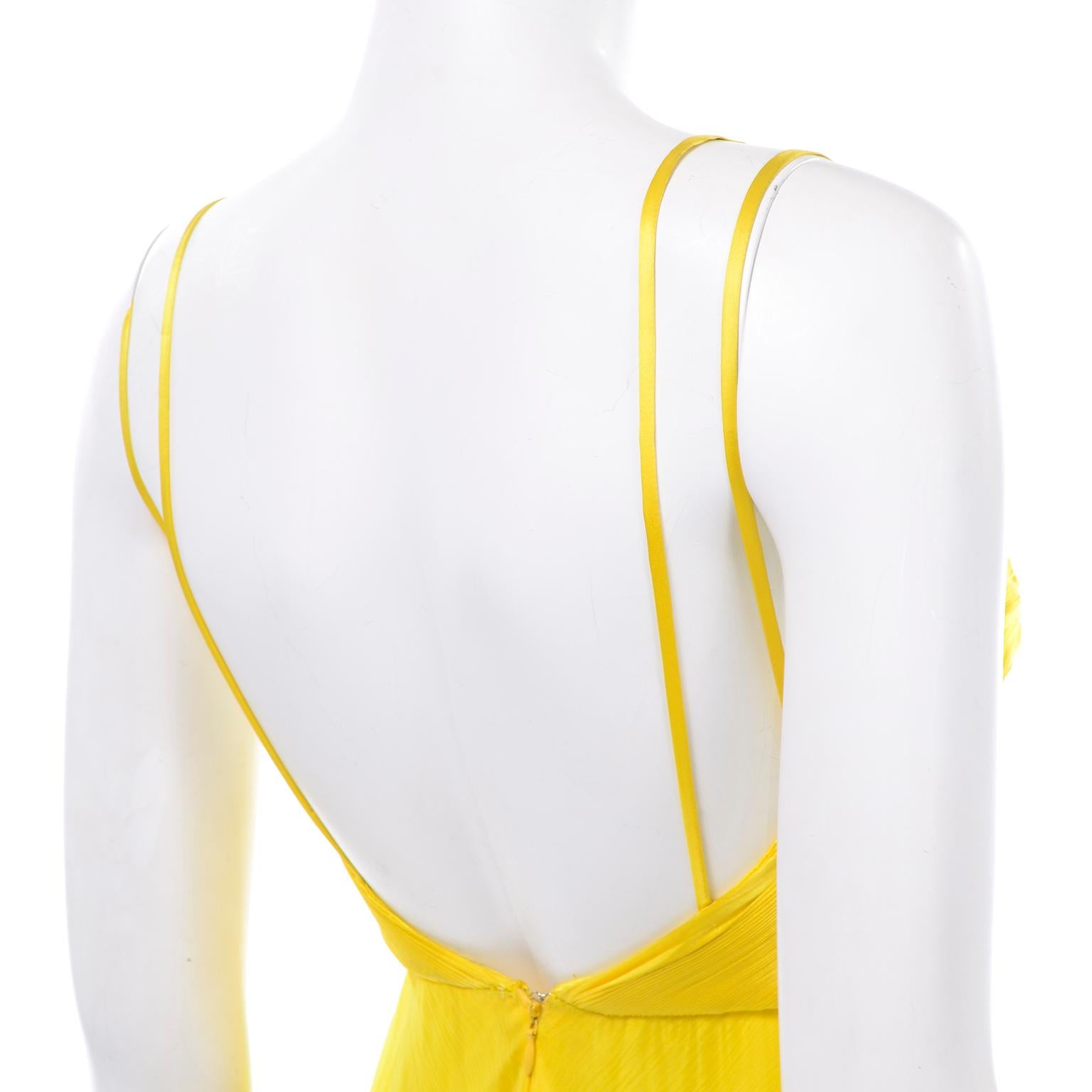 Gattinoni Yellow Silk Chiffon High Low Evening Dress w Cutout  For Sale 4