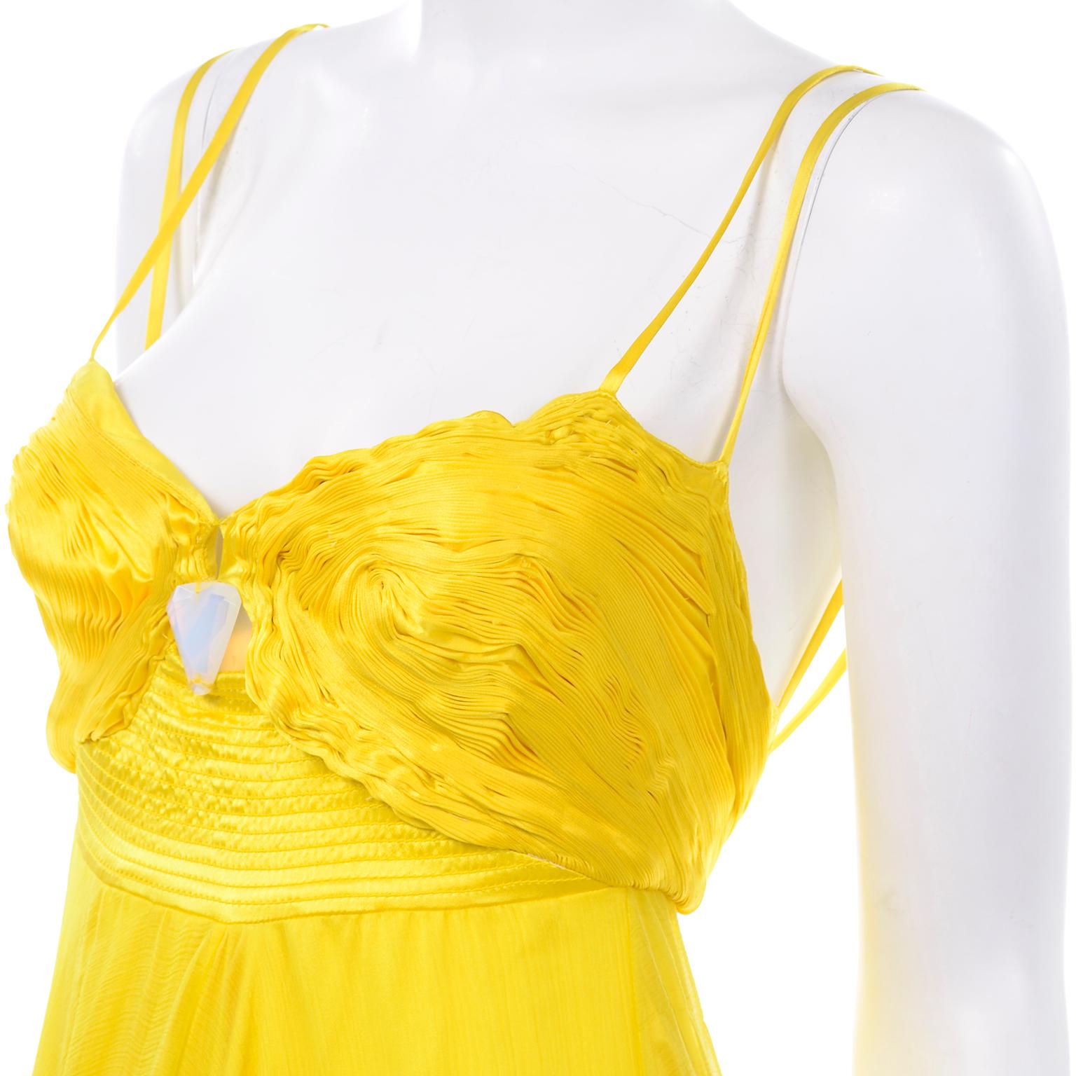 Gattinoni Yellow Silk Chiffon High Low Evening Dress w Cutout  For Sale 2