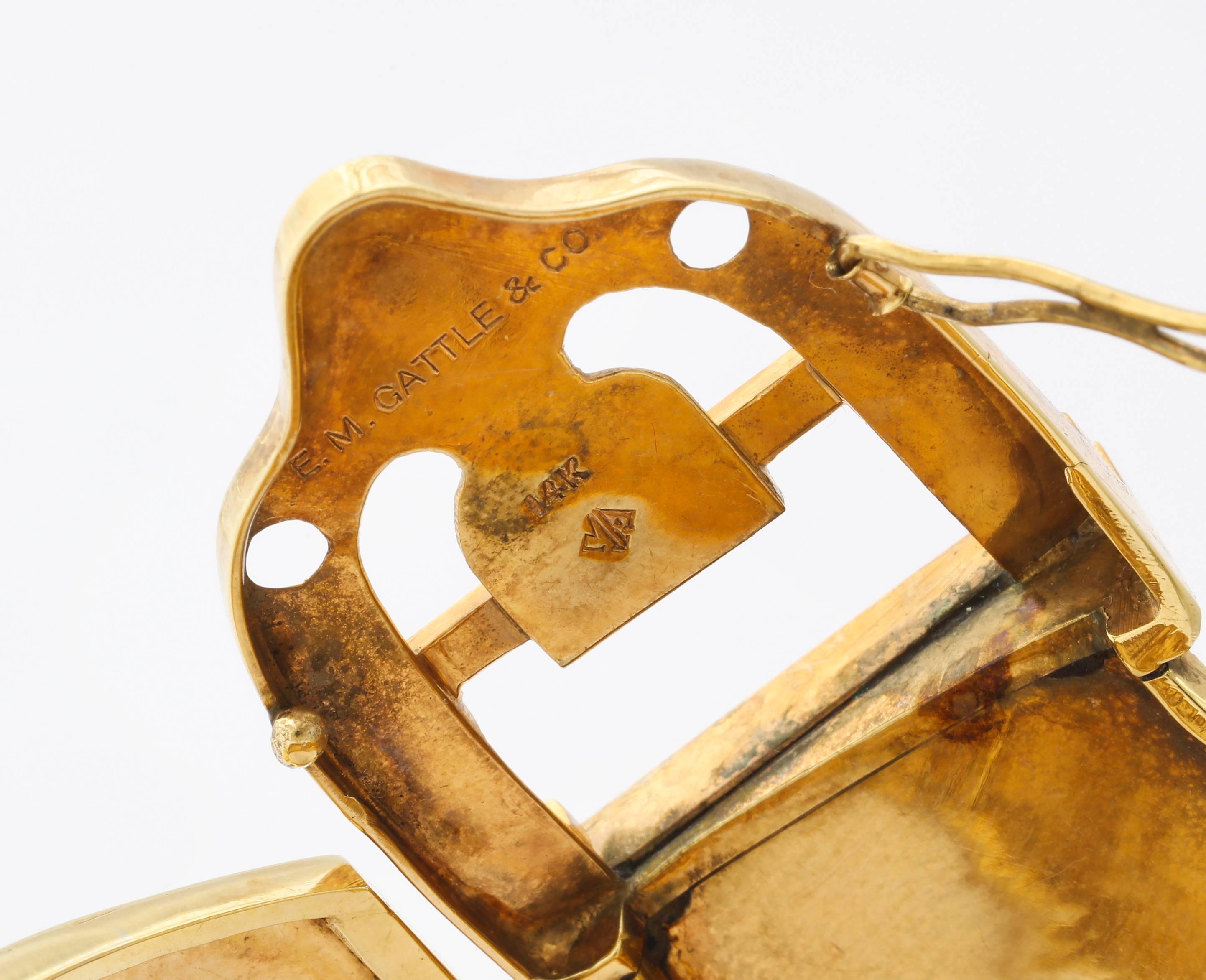 Gattle & Co. 1930er Jahre Saphir-Diamant-Gold-Armband und Kleidklammern (Rundschliff) im Angebot