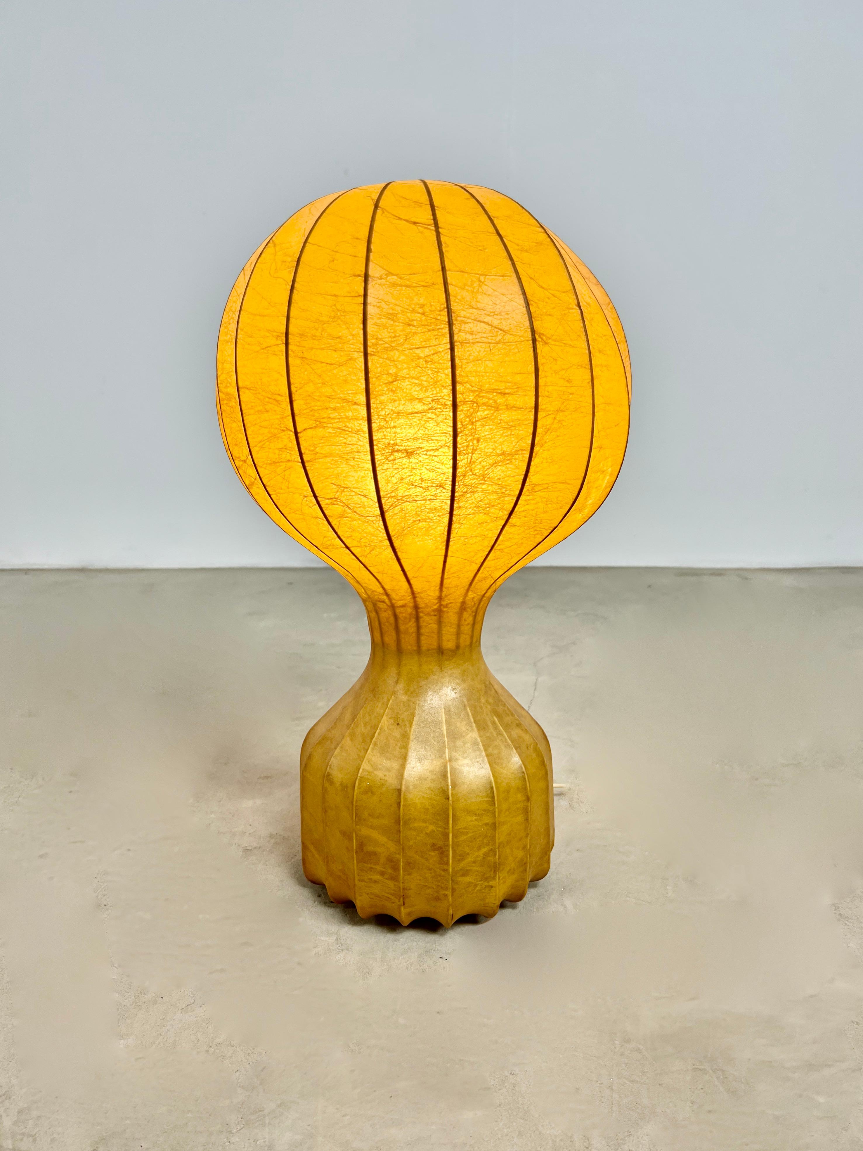 Metal Gatto Cocoon Table Lamp by Achille & Pier Giacomo Castiglioni for Flos, 1960s